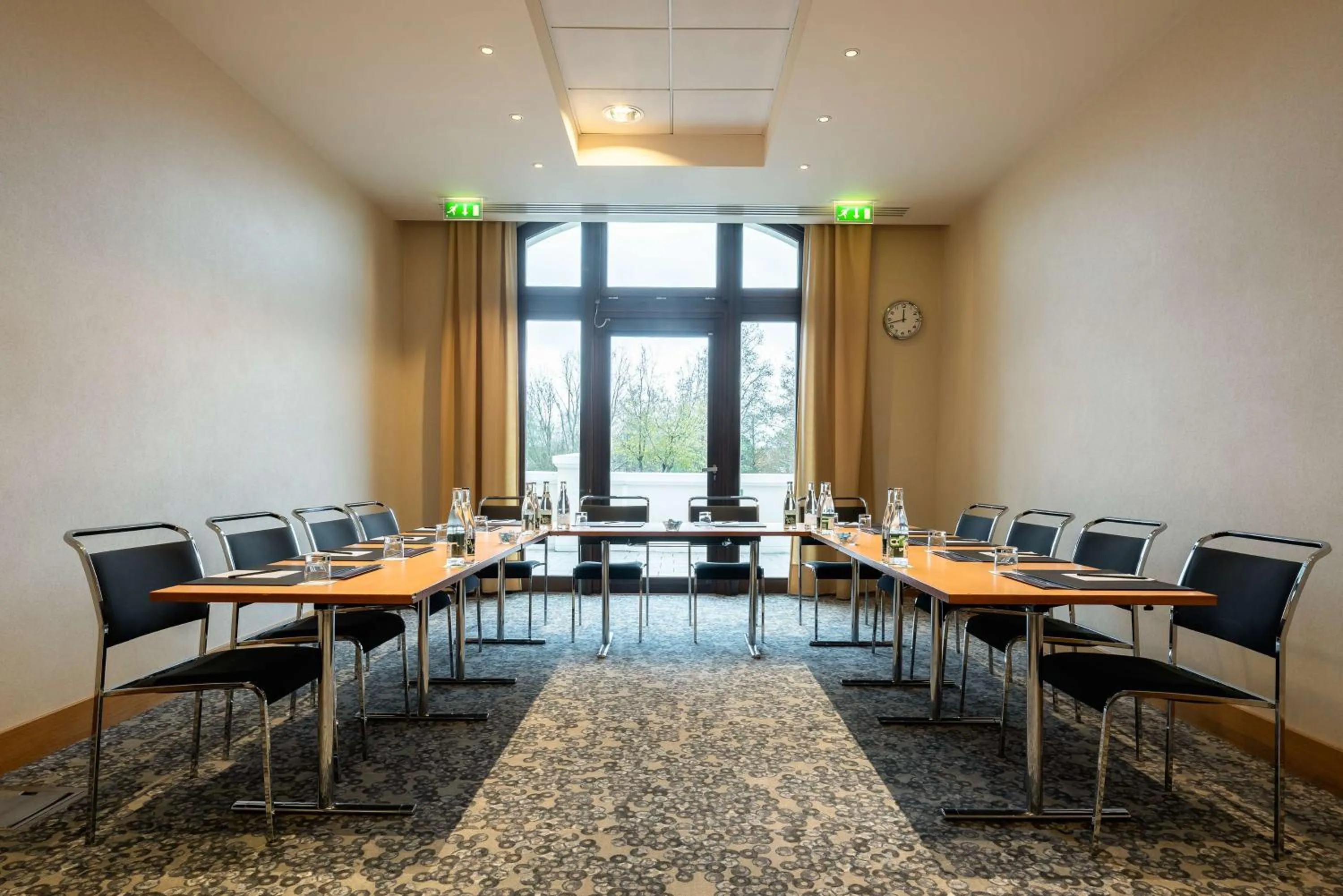 Business facilities in Radisson Blu Hotel Paris, Marne-la-Vallée