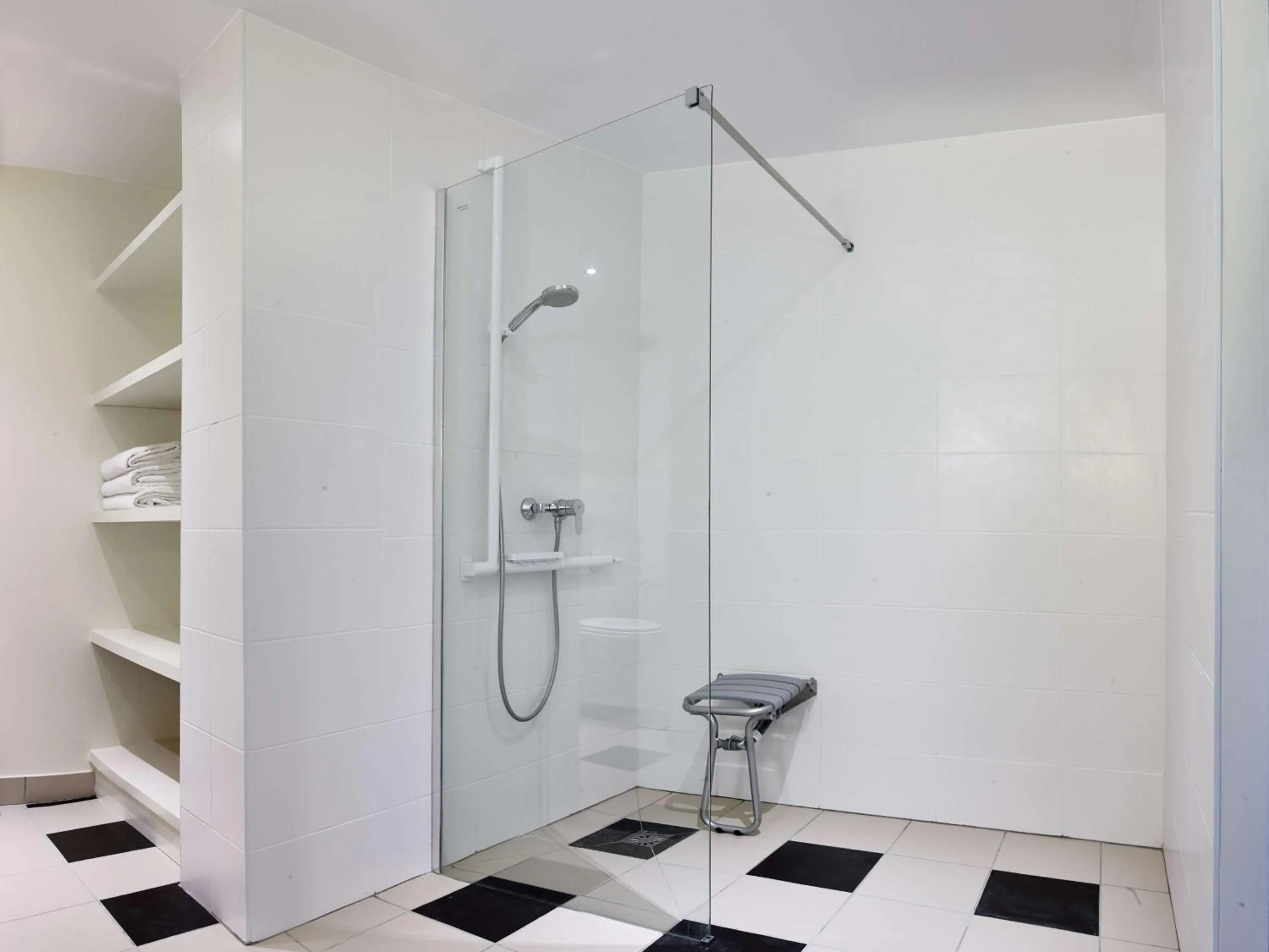 Bathroom in Radisson Blu Hotel Paris, Marne-la-Vallée