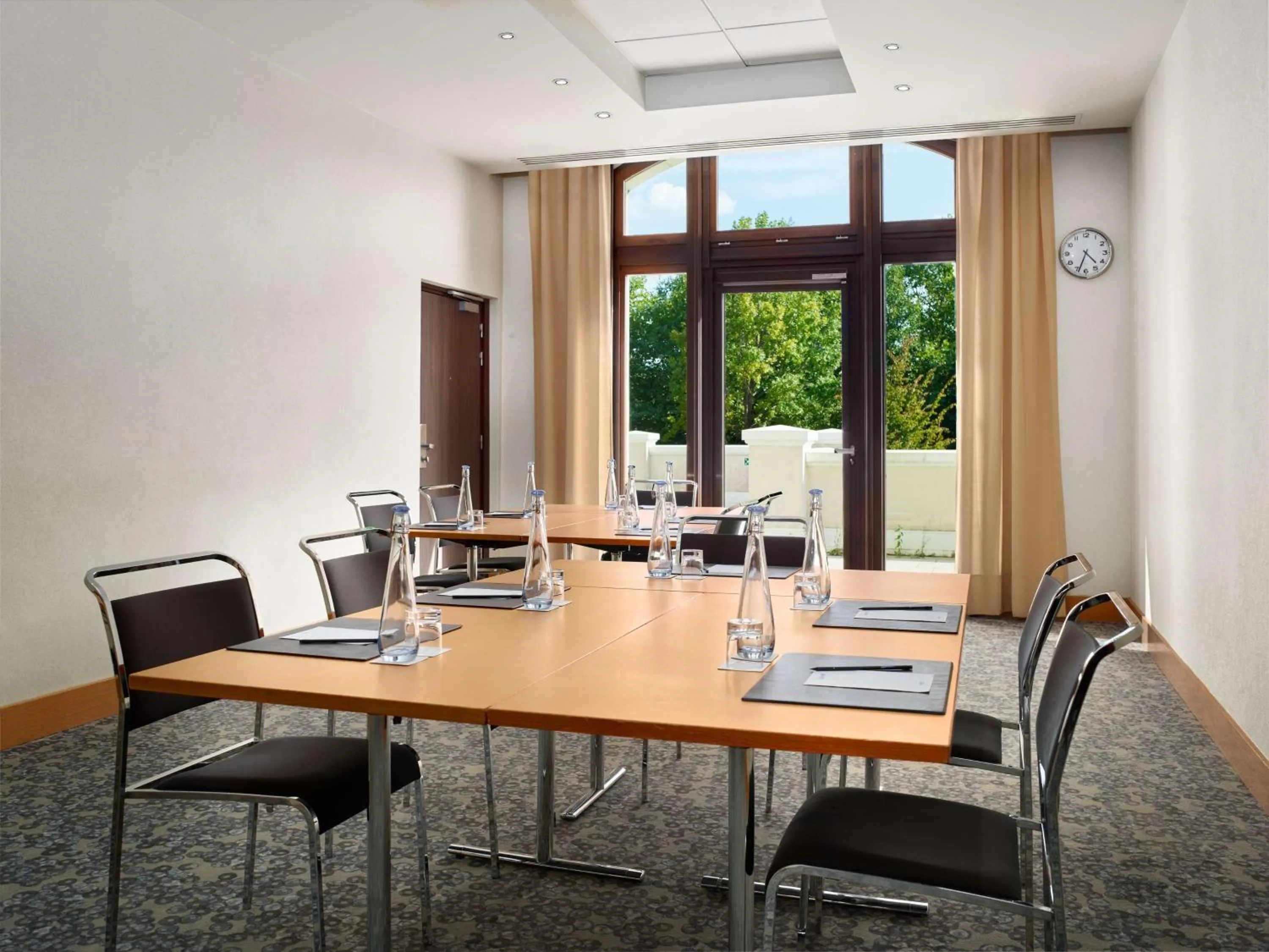Meeting/conference room in Radisson Blu Hotel Paris, Marne-la-Vallée