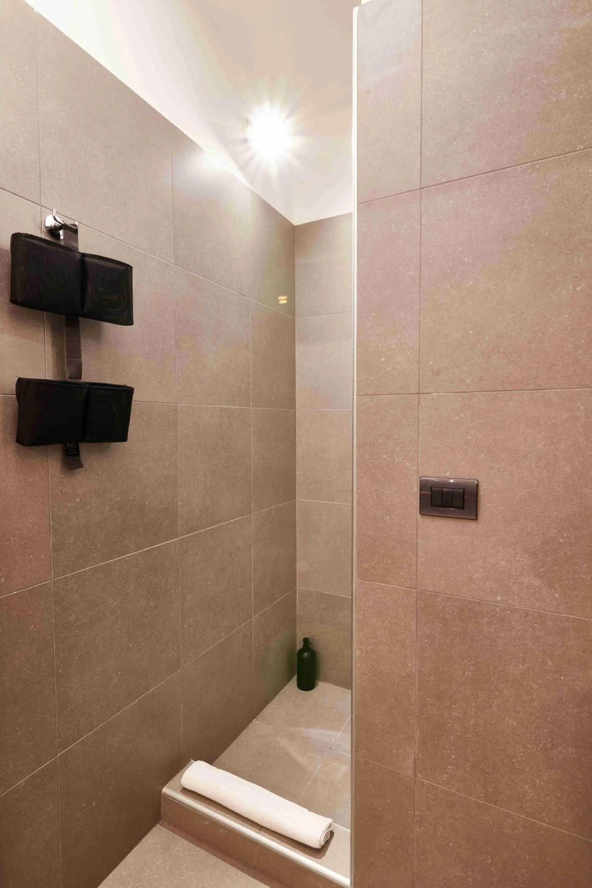 Shower in Experience Design Bed&Show