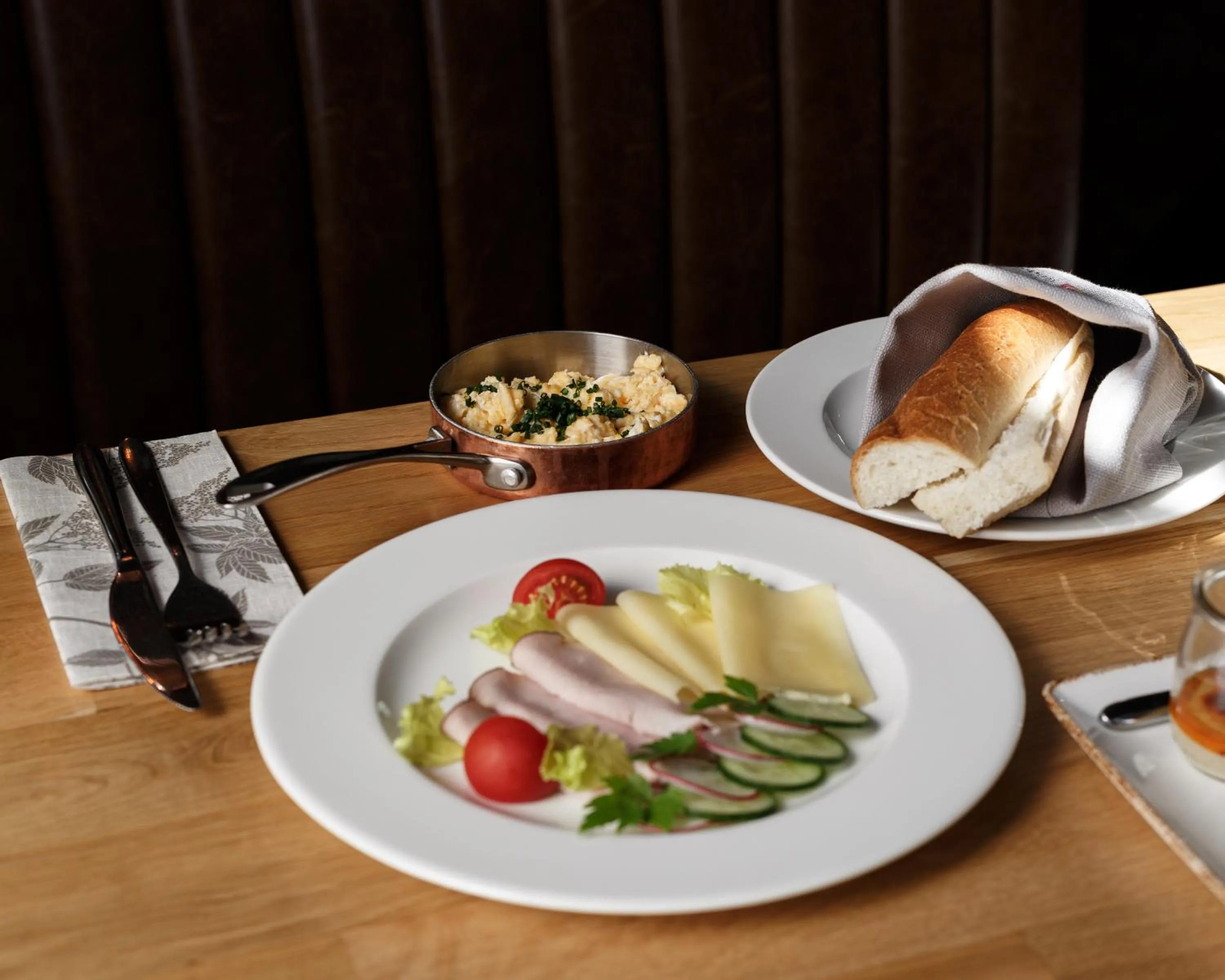 Restaurant/places to eat in Aparthotel Cristina