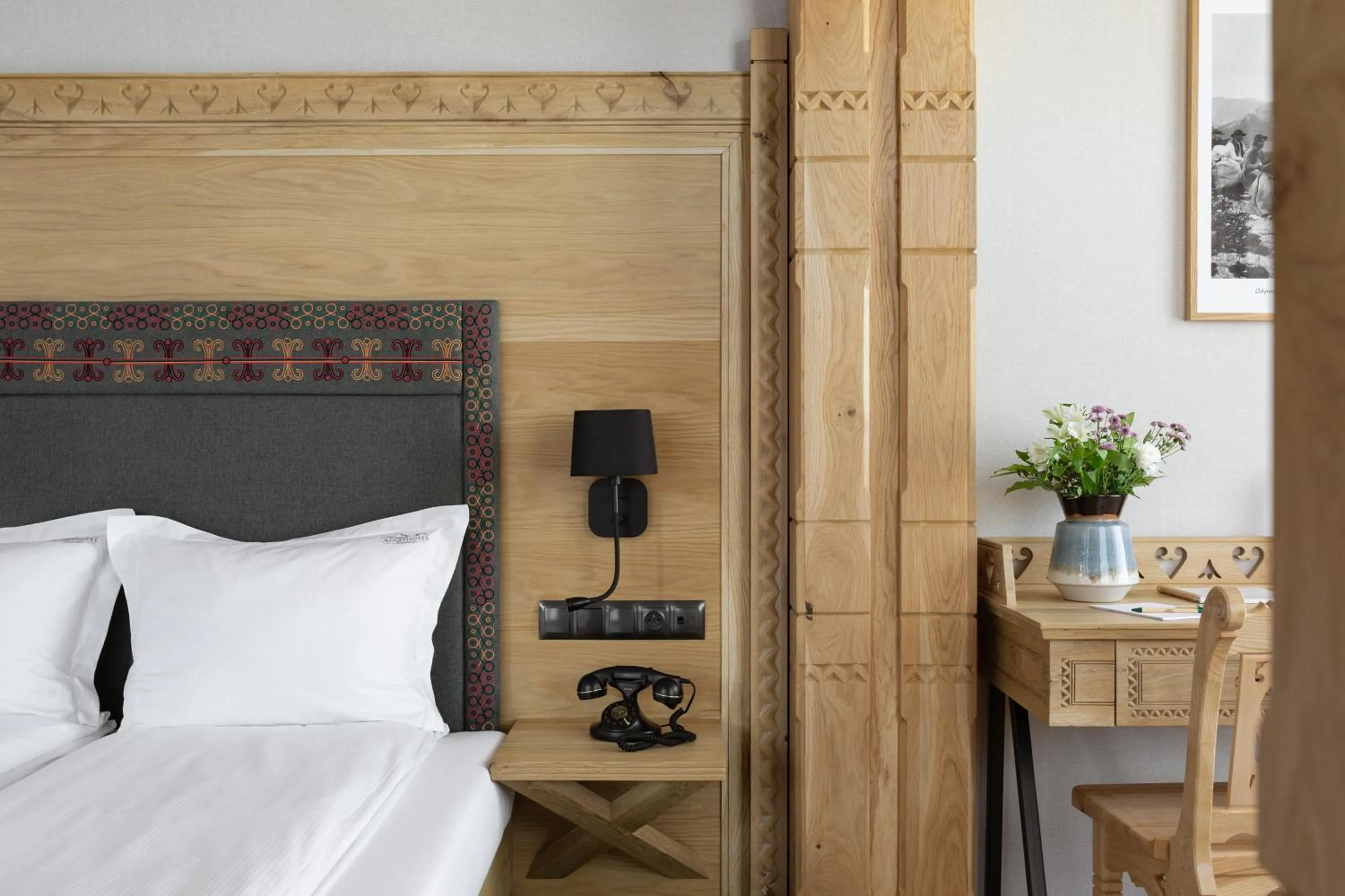 Bed in Aparthotel Cristina