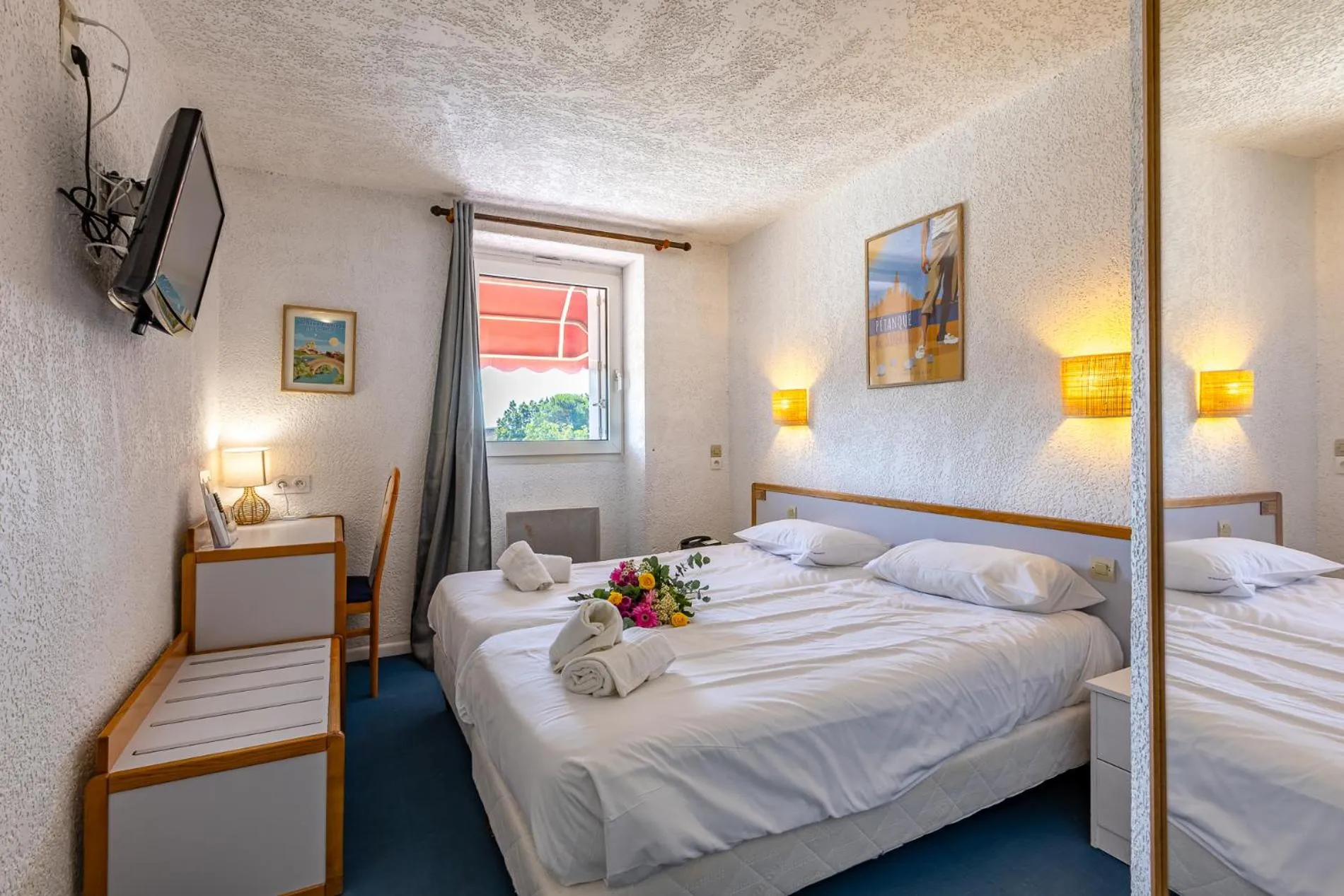 Bed in Logis Heraclee