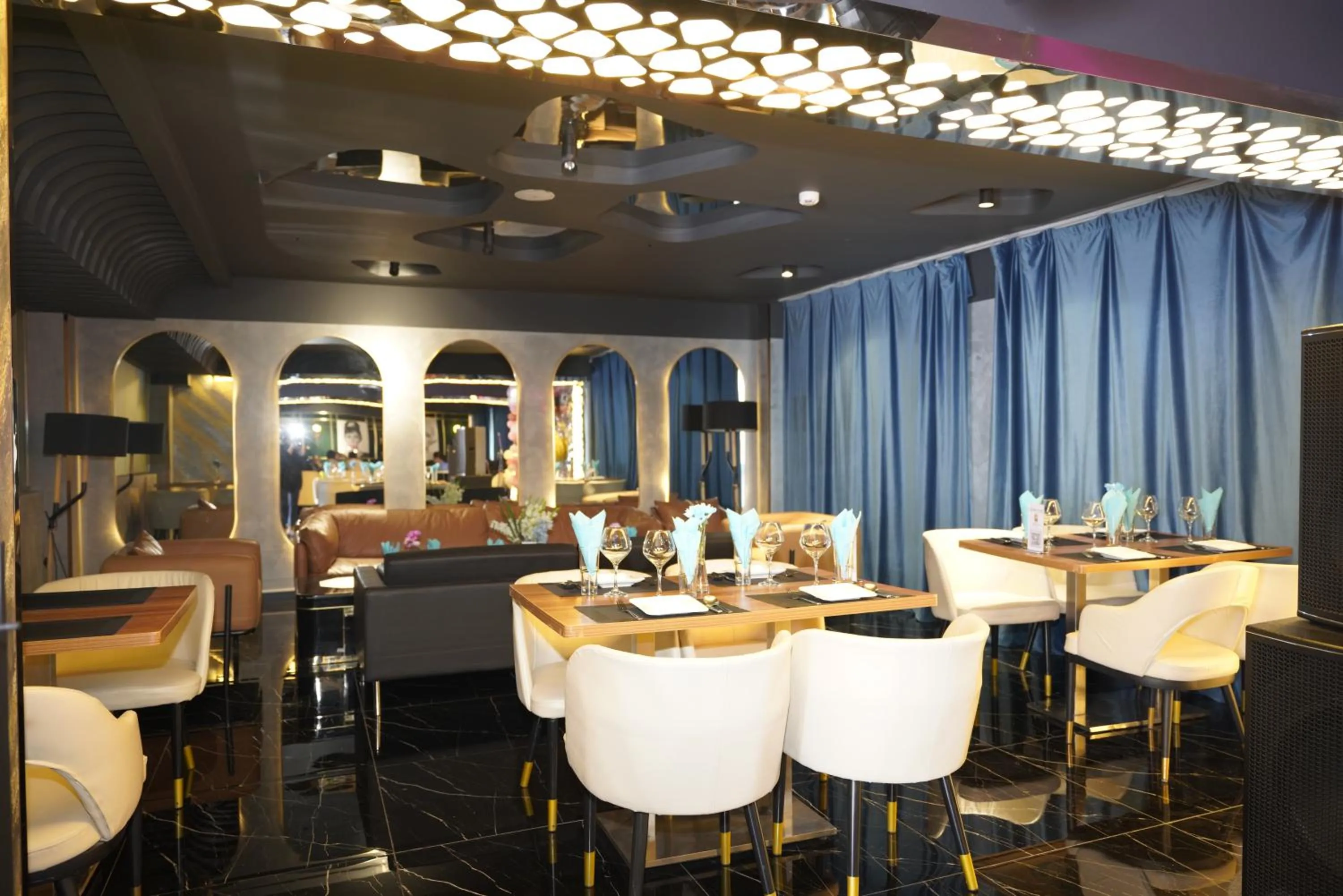 Restaurant/places to eat in Nomado Boutique Hotel