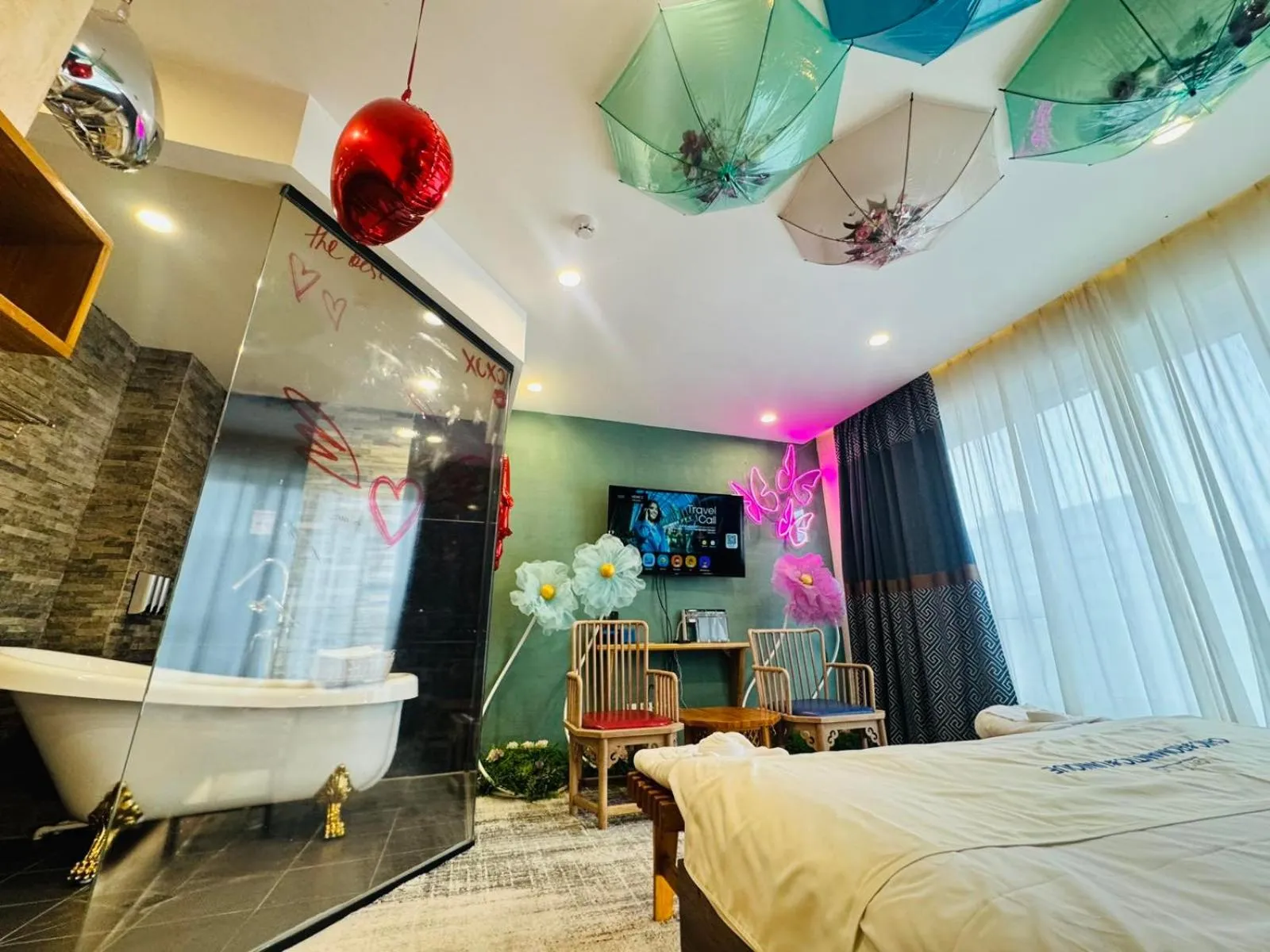 Bed in Nomado Boutique Hotel