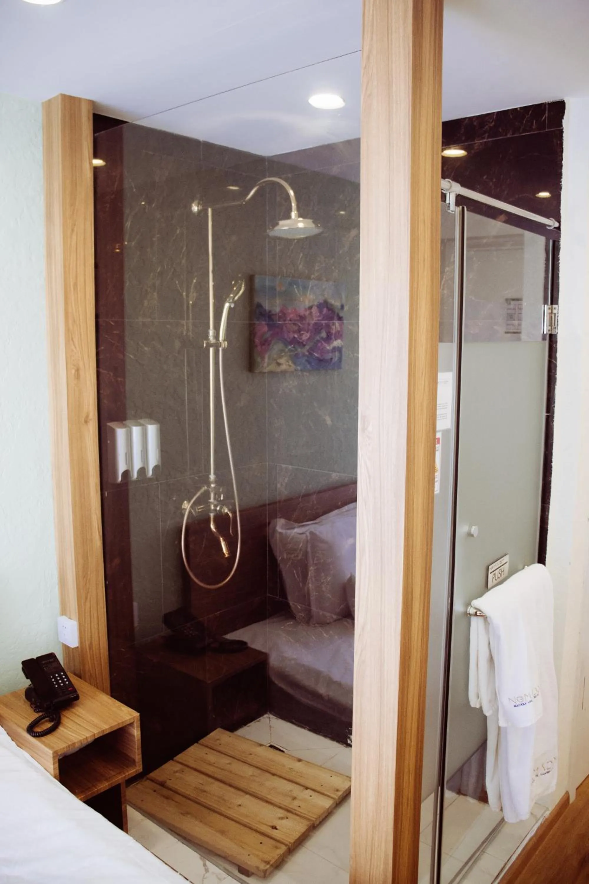 Shower in Nomado Boutique Hotel