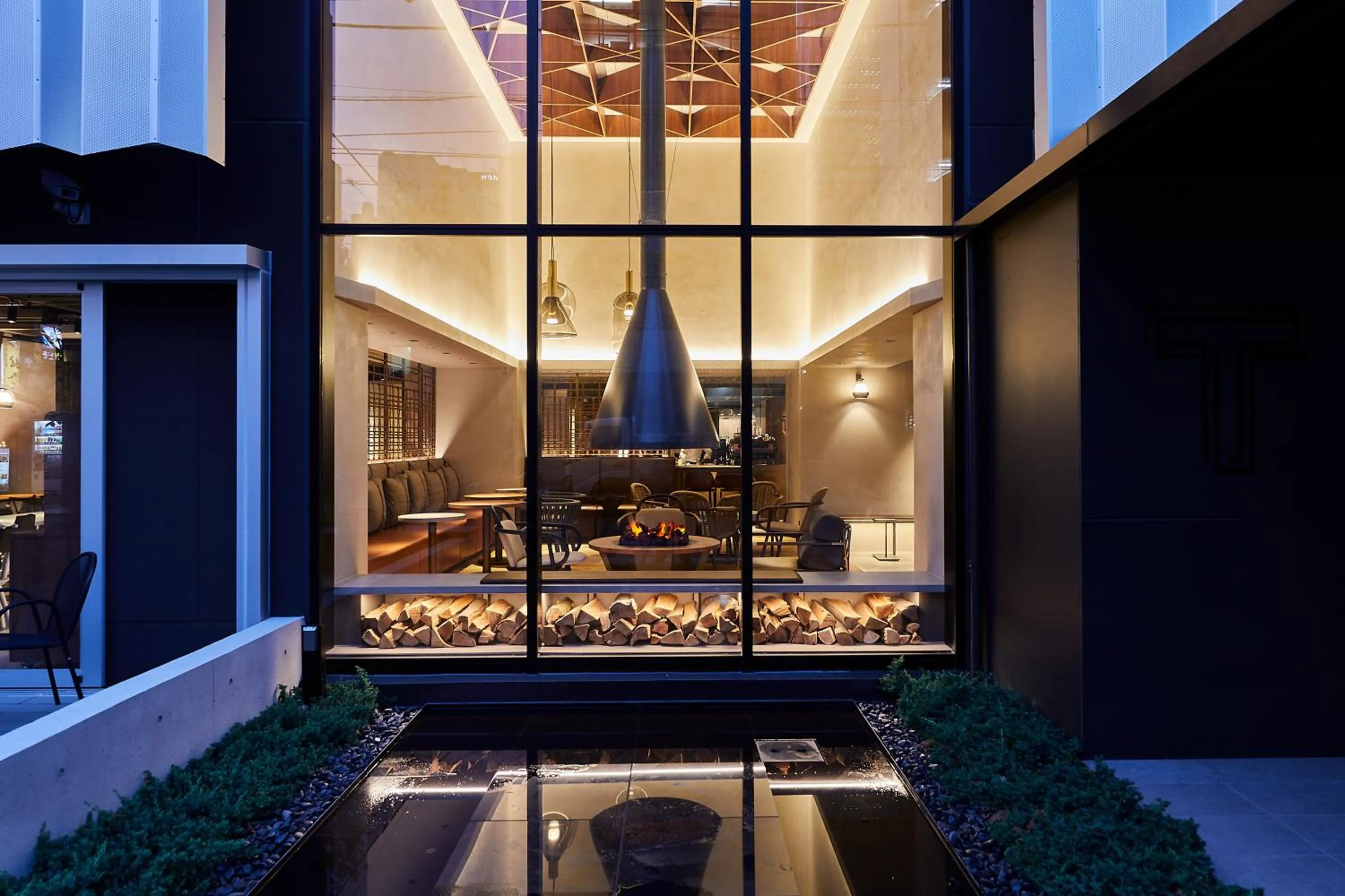 Lounge or bar in THE TOURIST HOTEL & Cafe AKIHABARA