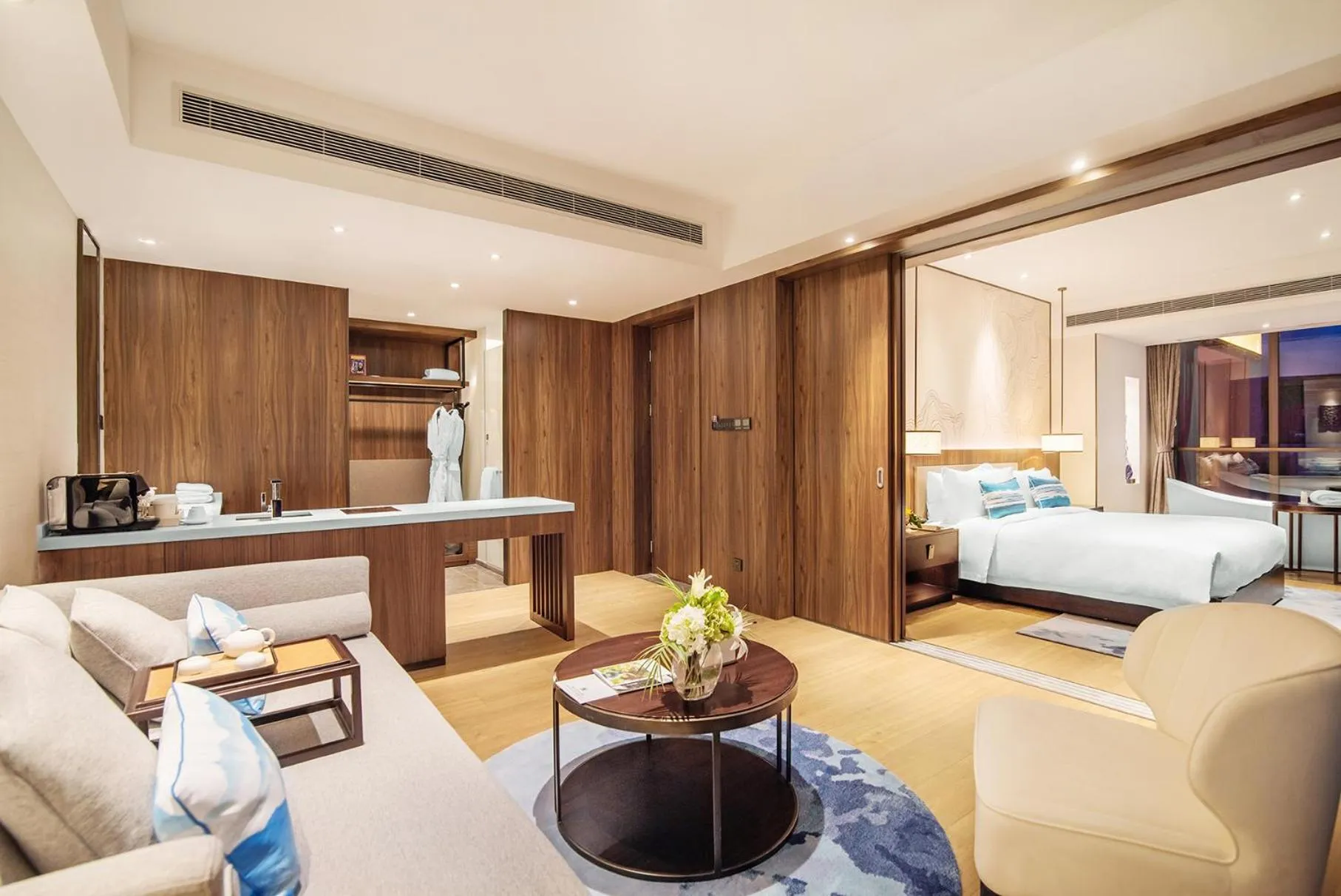 Living room, Bed in Argyle Resort Dali Yueyun