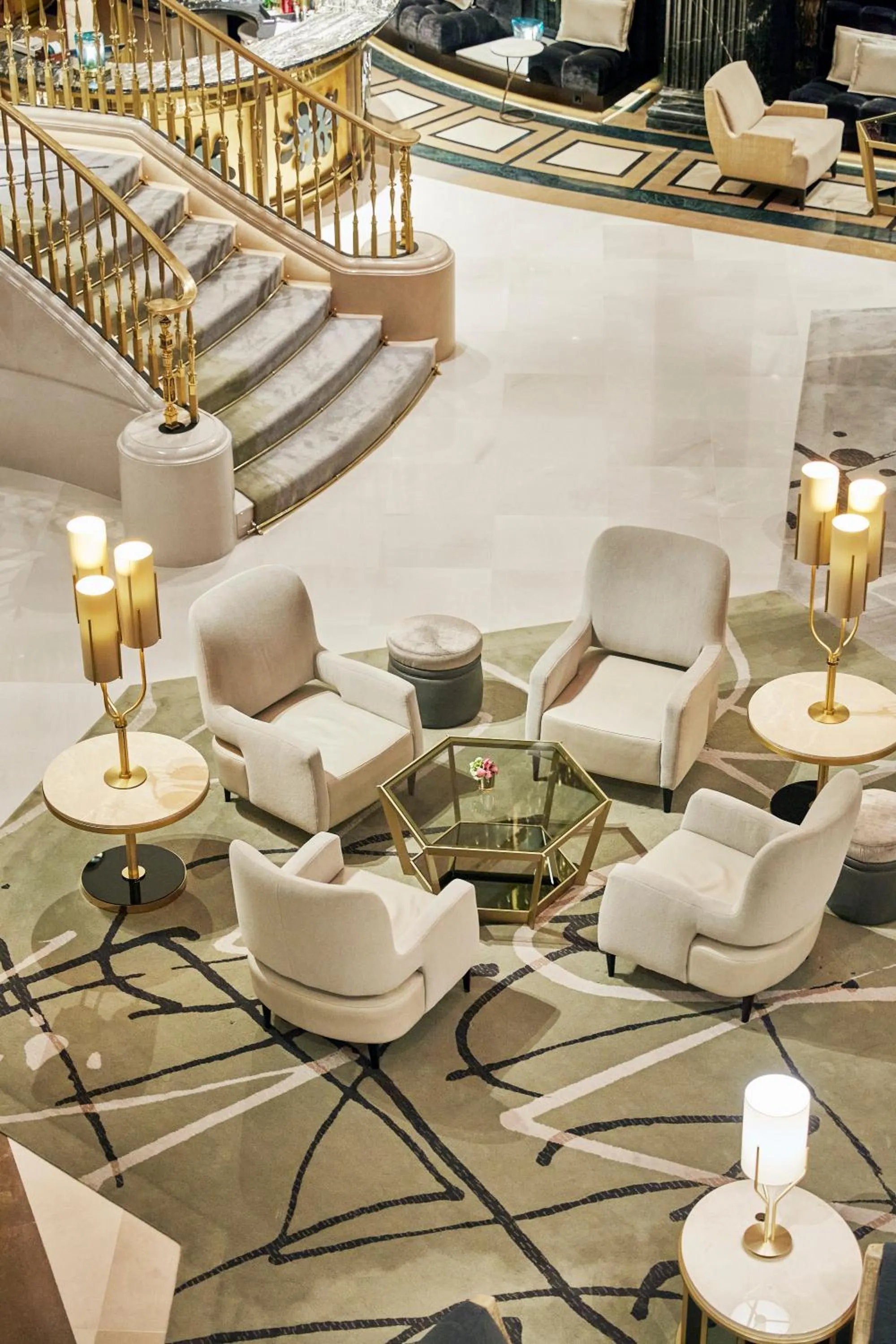 Lounge or bar in Four Seasons Hotel Madrid