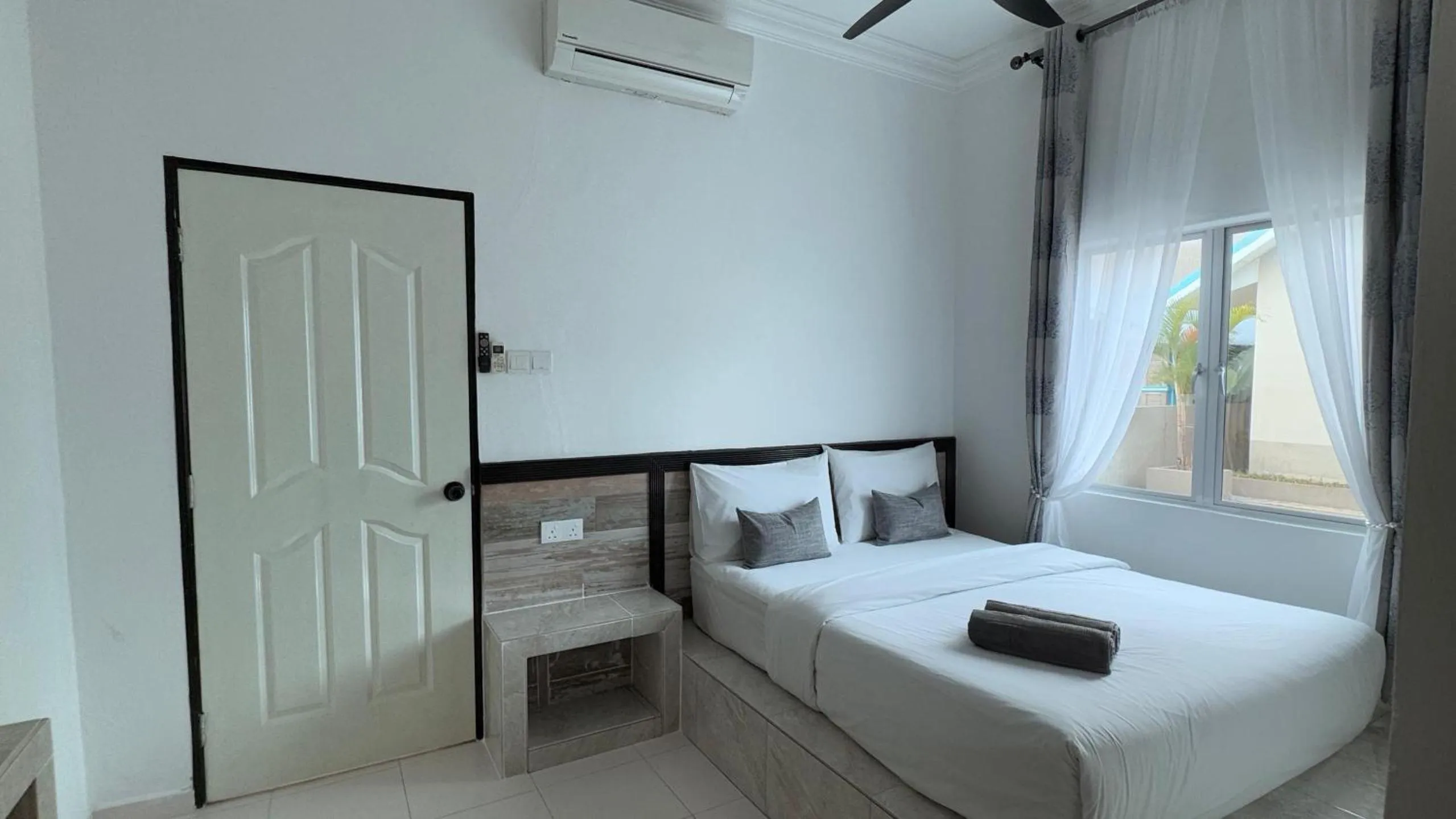 Bed in DVilla Guesthouse Langkawi