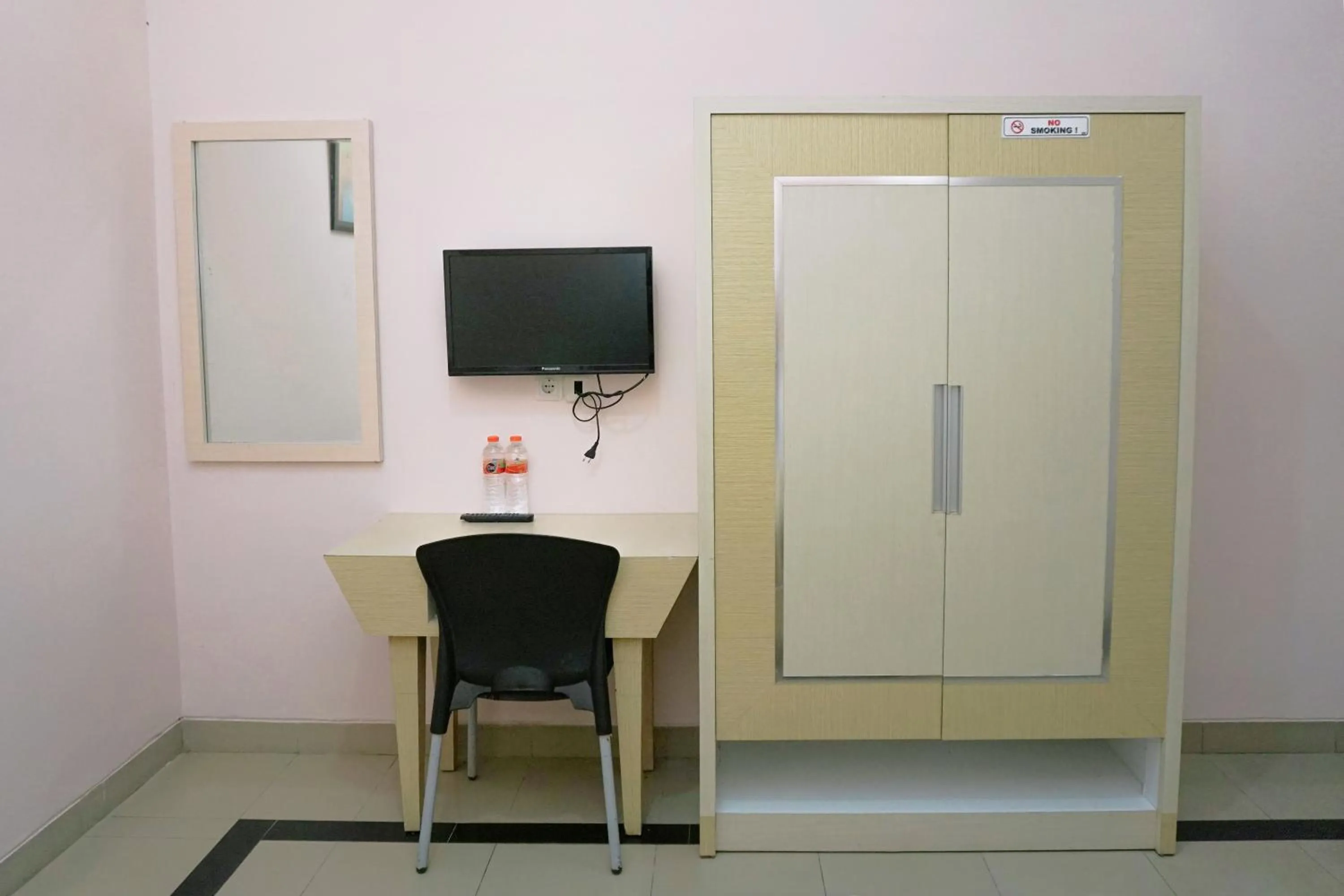 Bedroom in Musdalifah Hotel