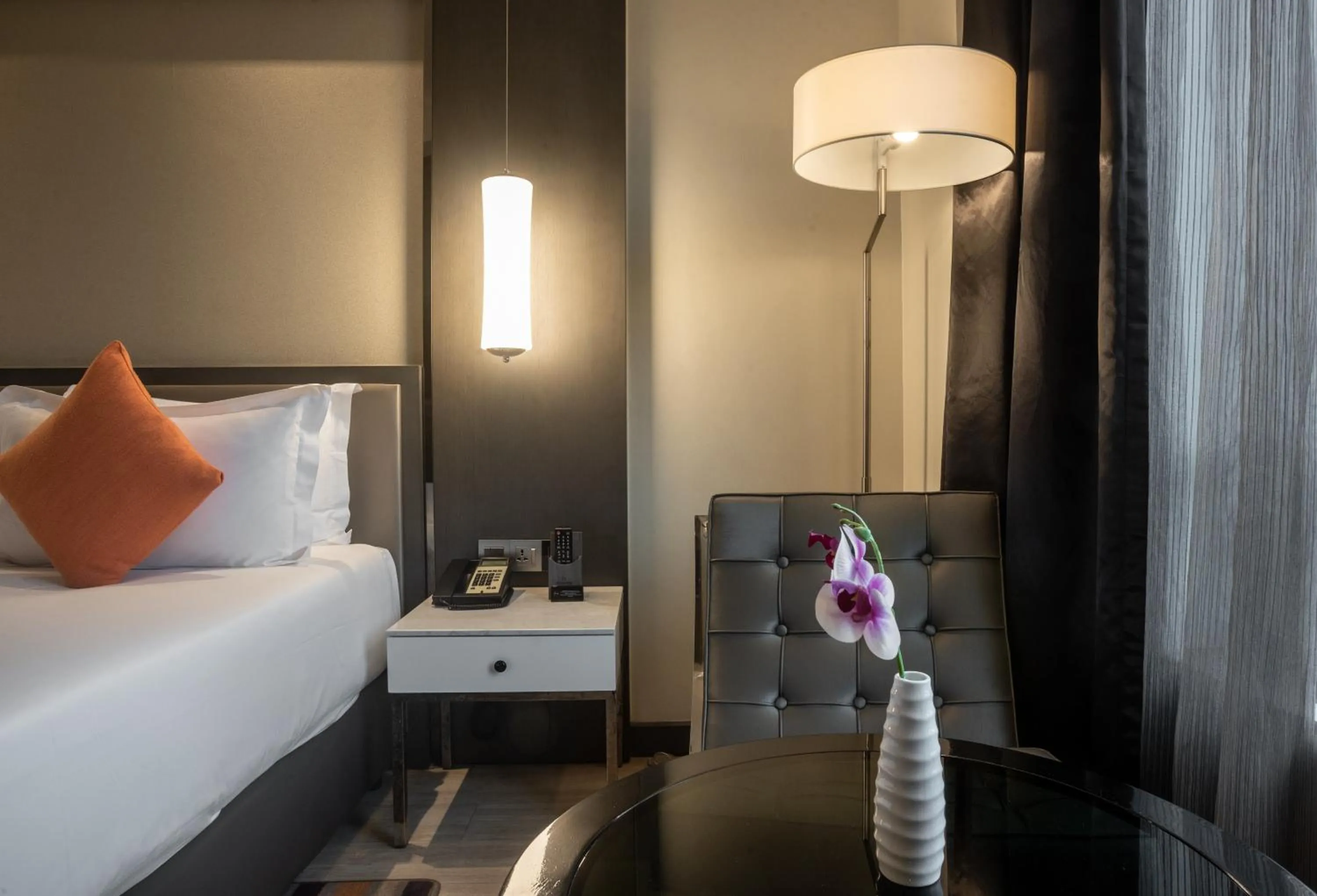 Bedroom, Bed in Best Western Premier Westlands