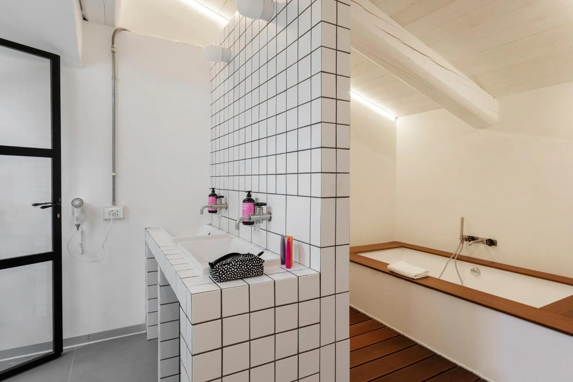 Bathroom in Combo Torino