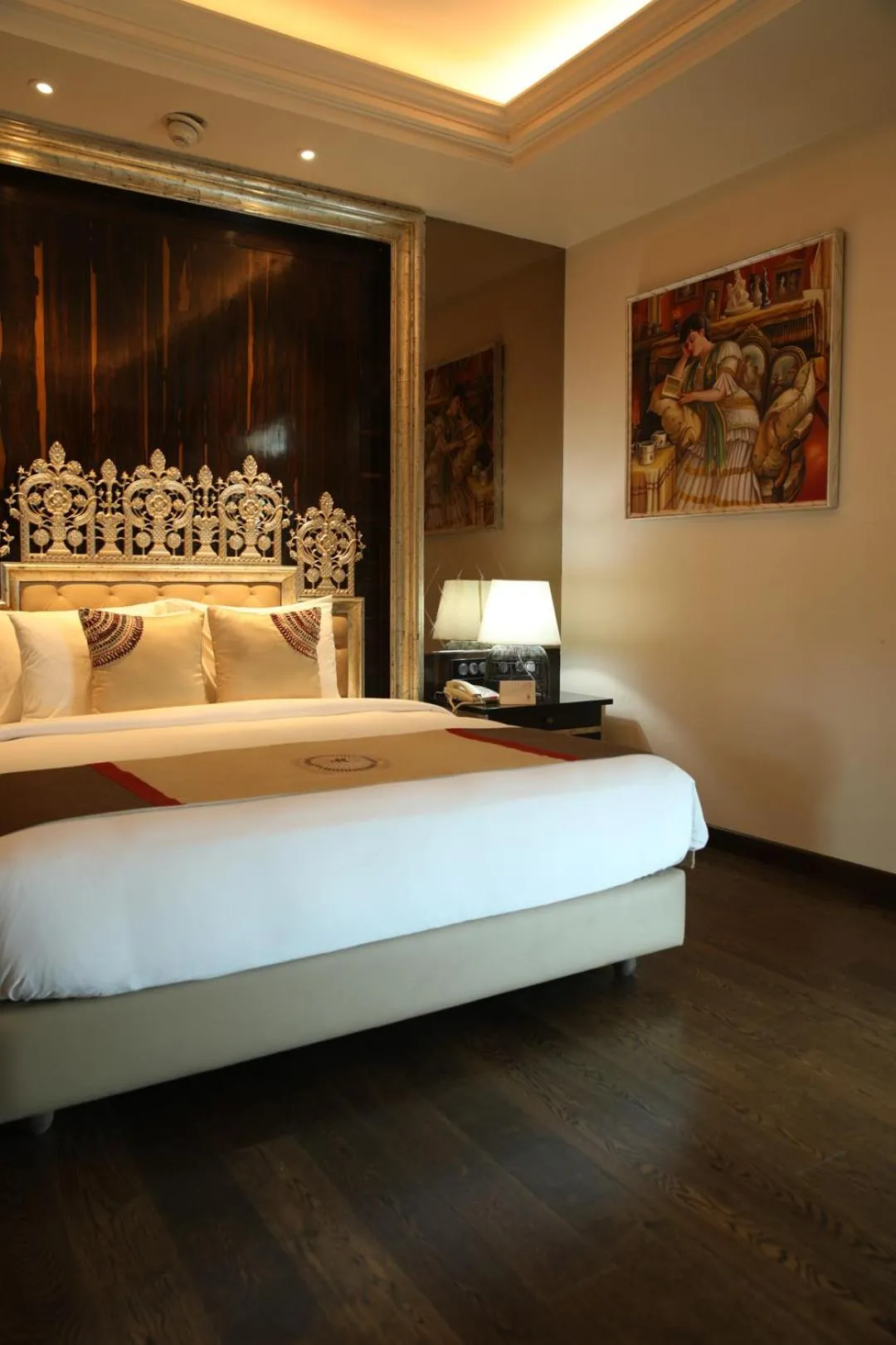 Bed in Seven Seas Hotel