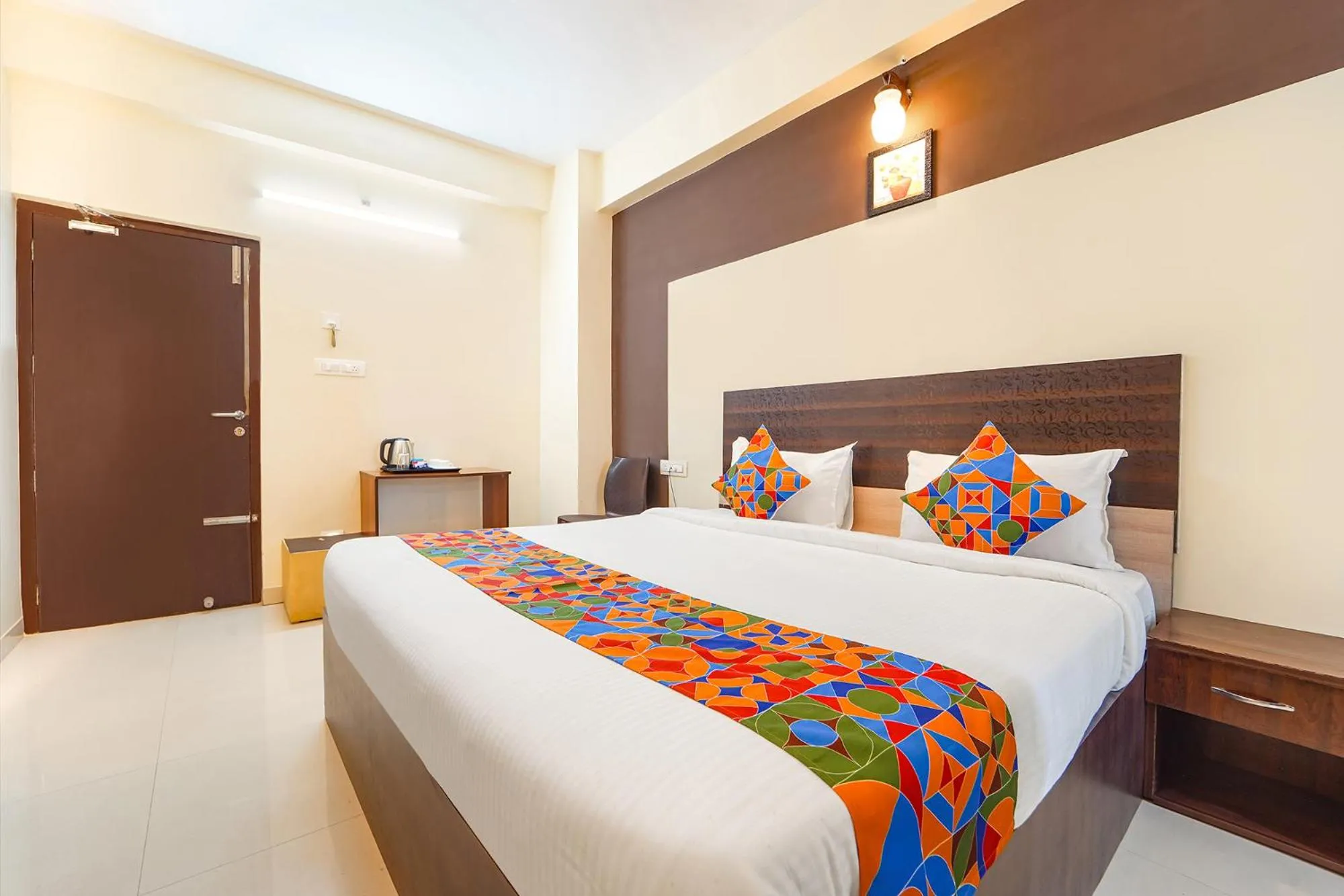 Bed in Itsy Hotels Sri Mani'S Residency, Coimbatore Airport