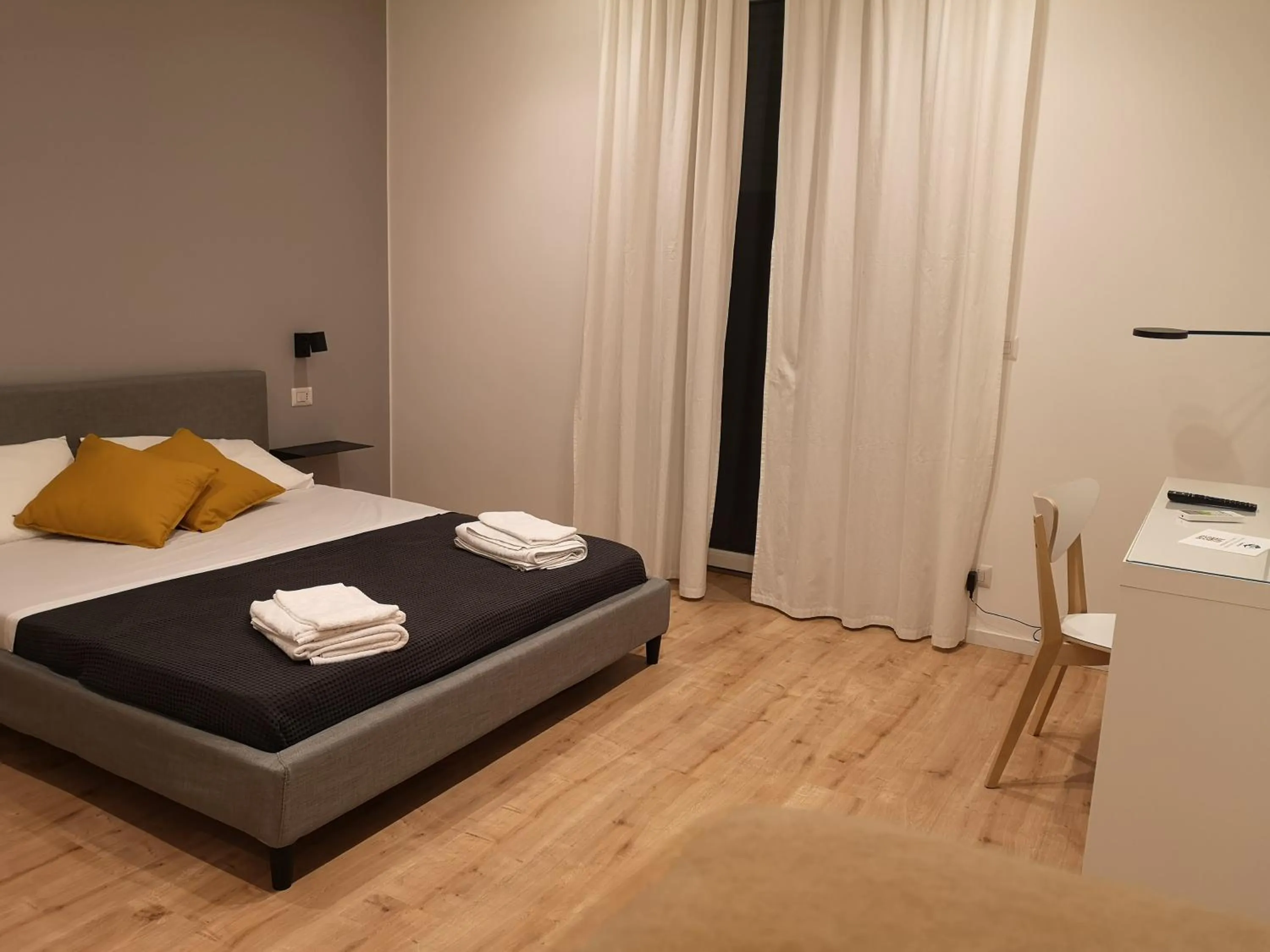 Photo of the whole room, Bed in ARMISI B&B