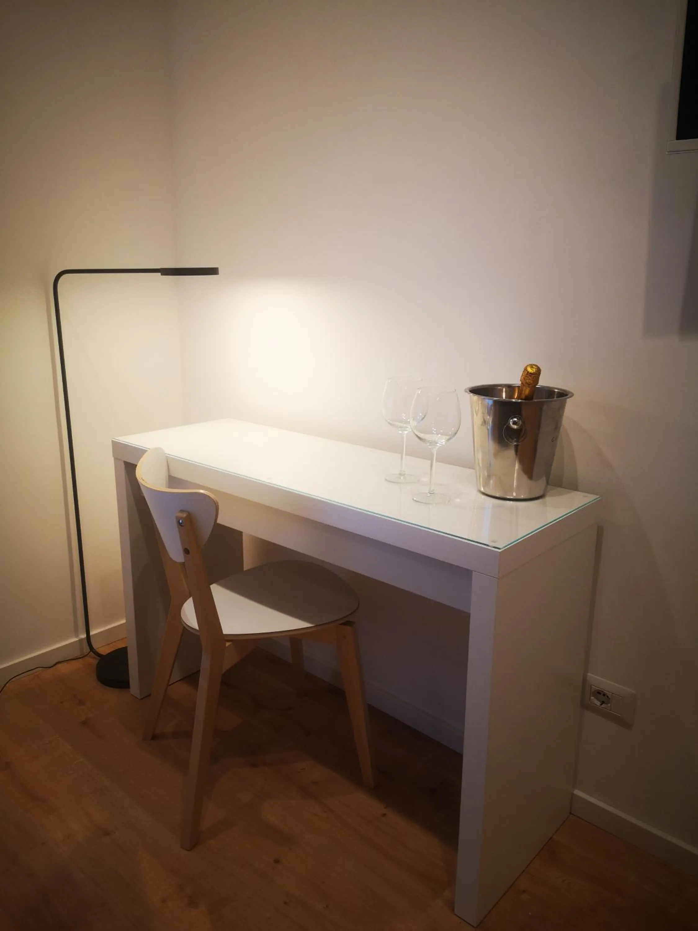 Coffee/tea facilities in ARMISI B&B