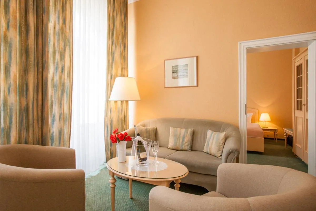 Seating area in Hotel Villa Auguste Viktoria