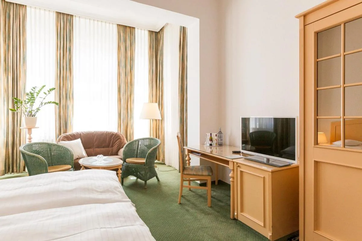 Bedroom, Bed in Hotel Villa Auguste Viktoria