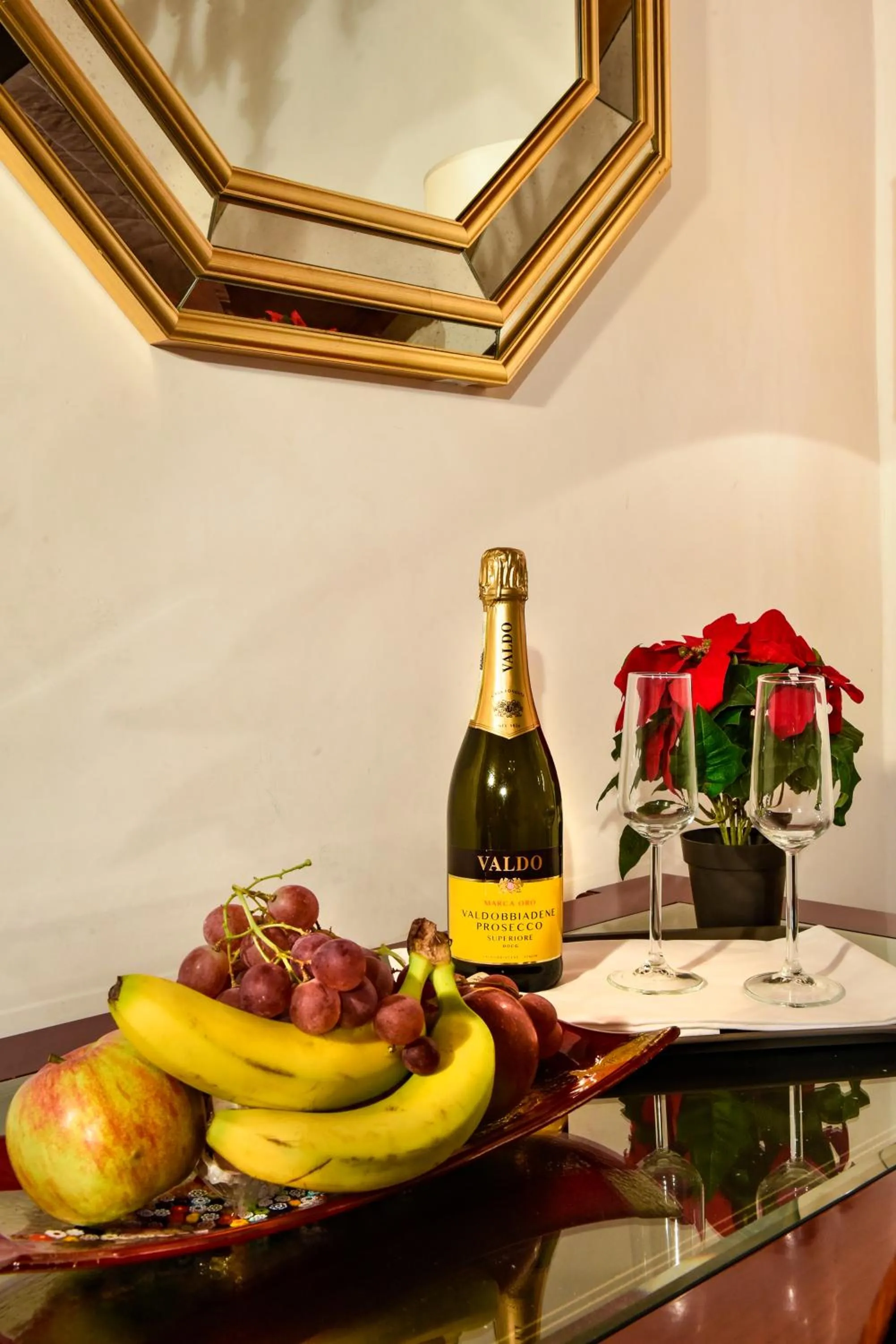 Decorative detail in Anzolo Palace - Rooms & Apartments