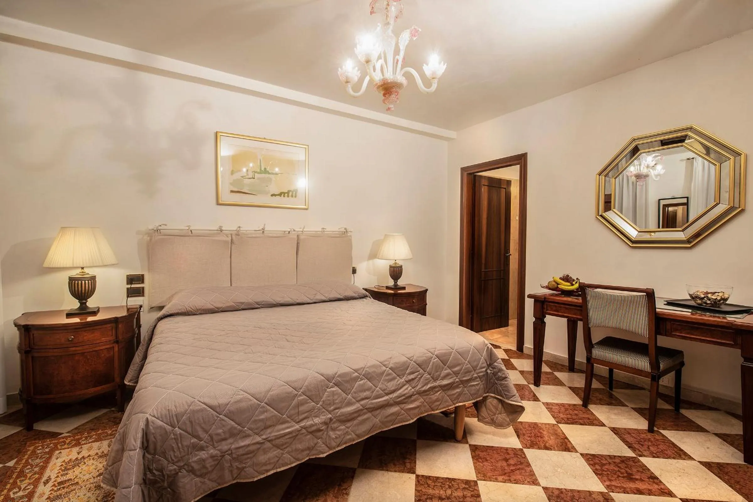 Bedroom, Bed in Anzolo Palace - Rooms & Apartments