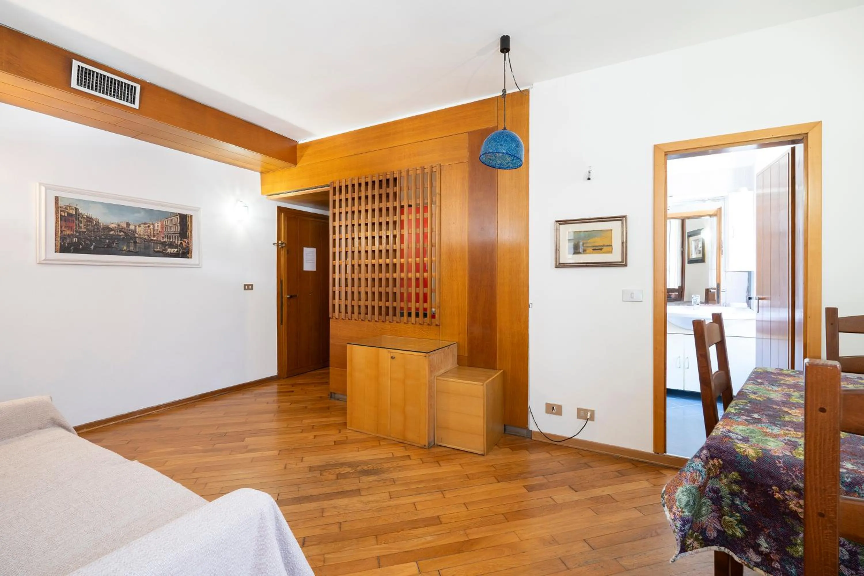 Living room, Bed in Anzolo Palace - Rooms & Apartments