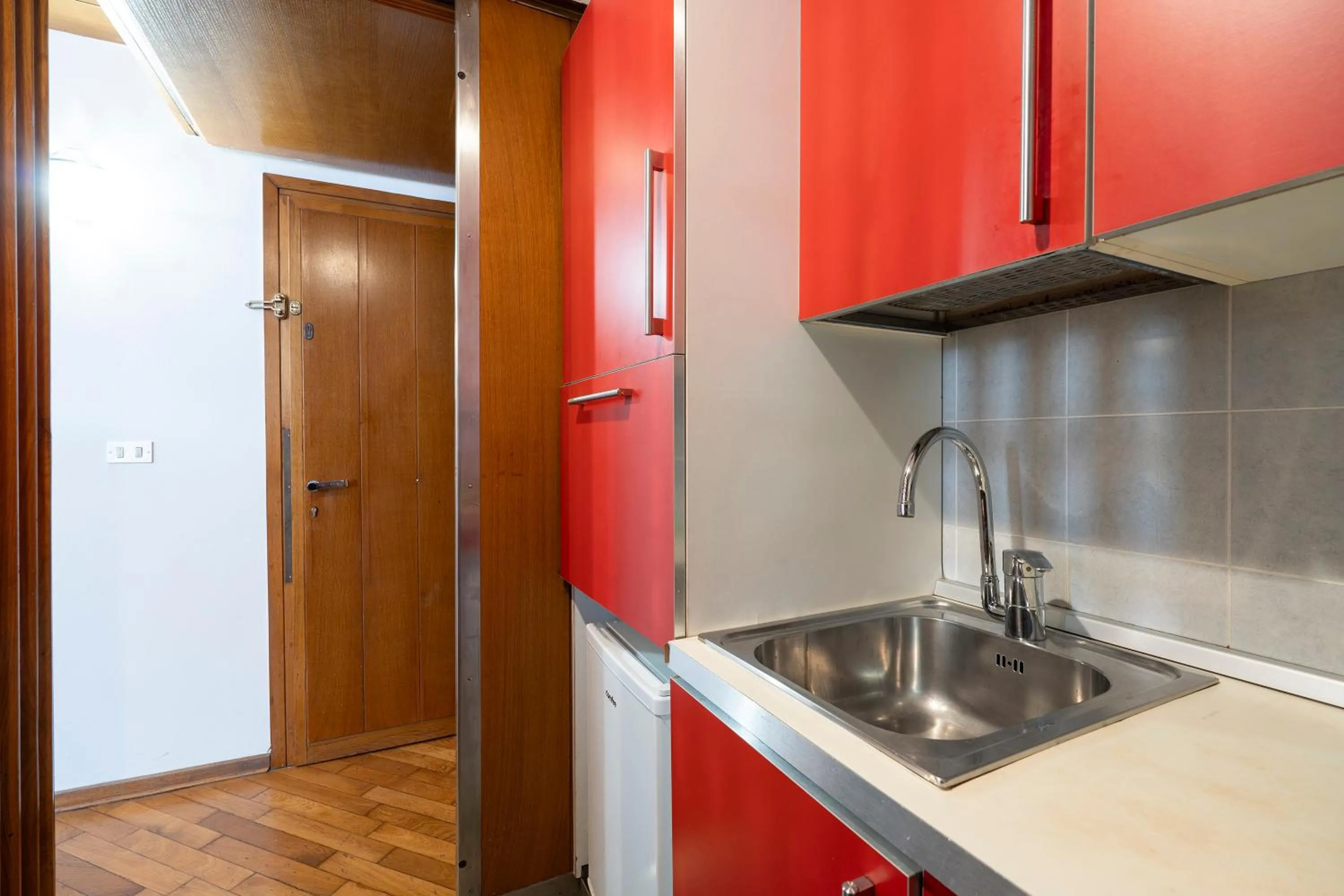 Kitchen or kitchenette in Anzolo Palace - Rooms & Apartments