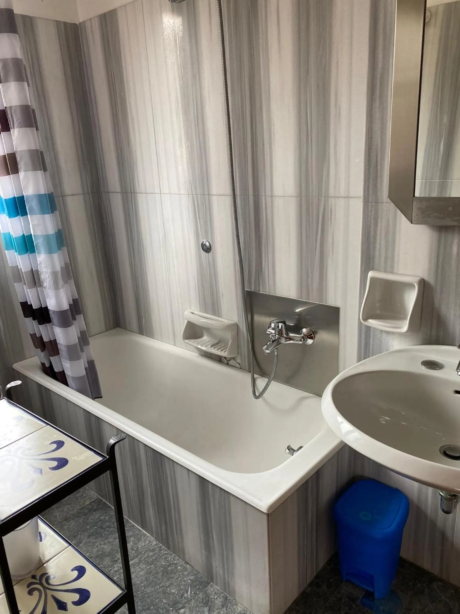 Bathroom in Anzolo Palace - Rooms & Apartments