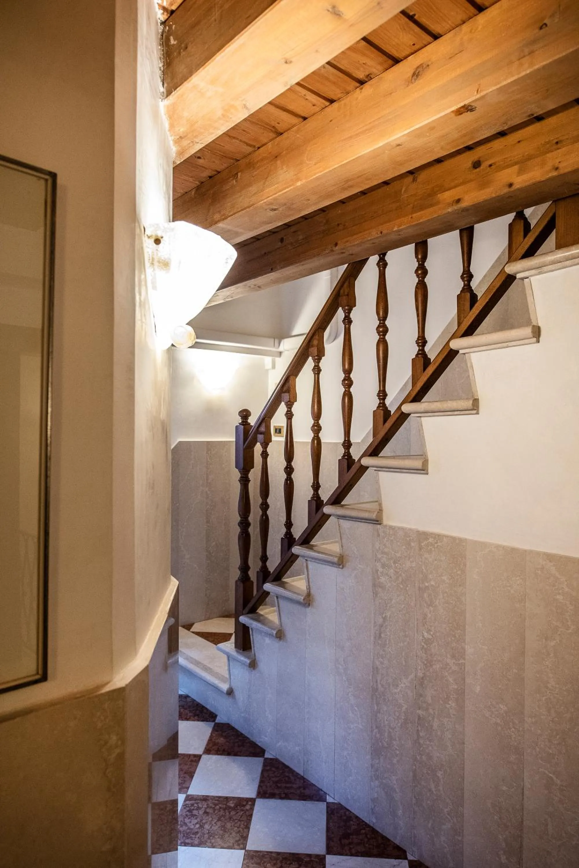 Anzolo Palace - Rooms & Apartments