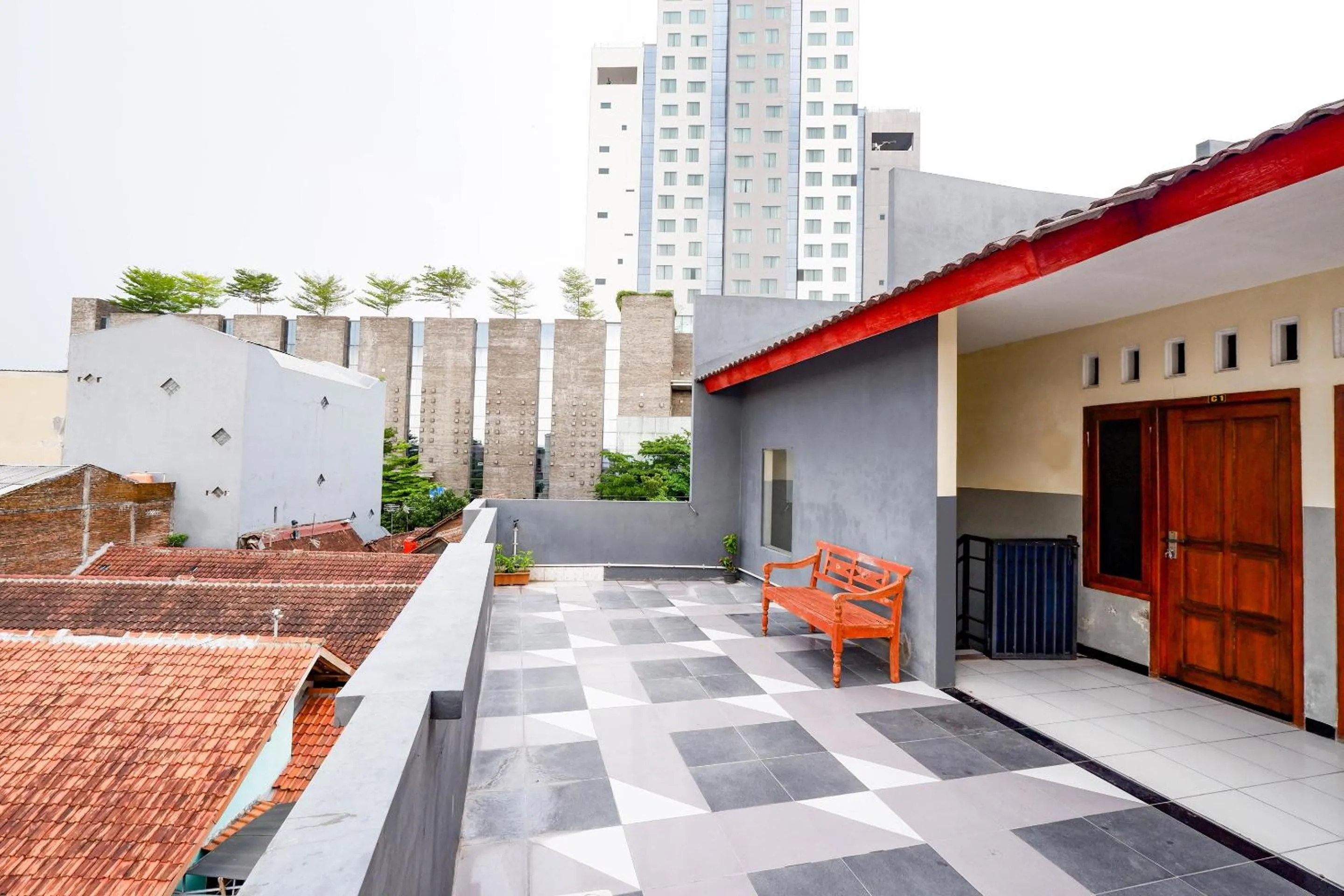 Patio in Hotel O Solo Point Guest House Syariah