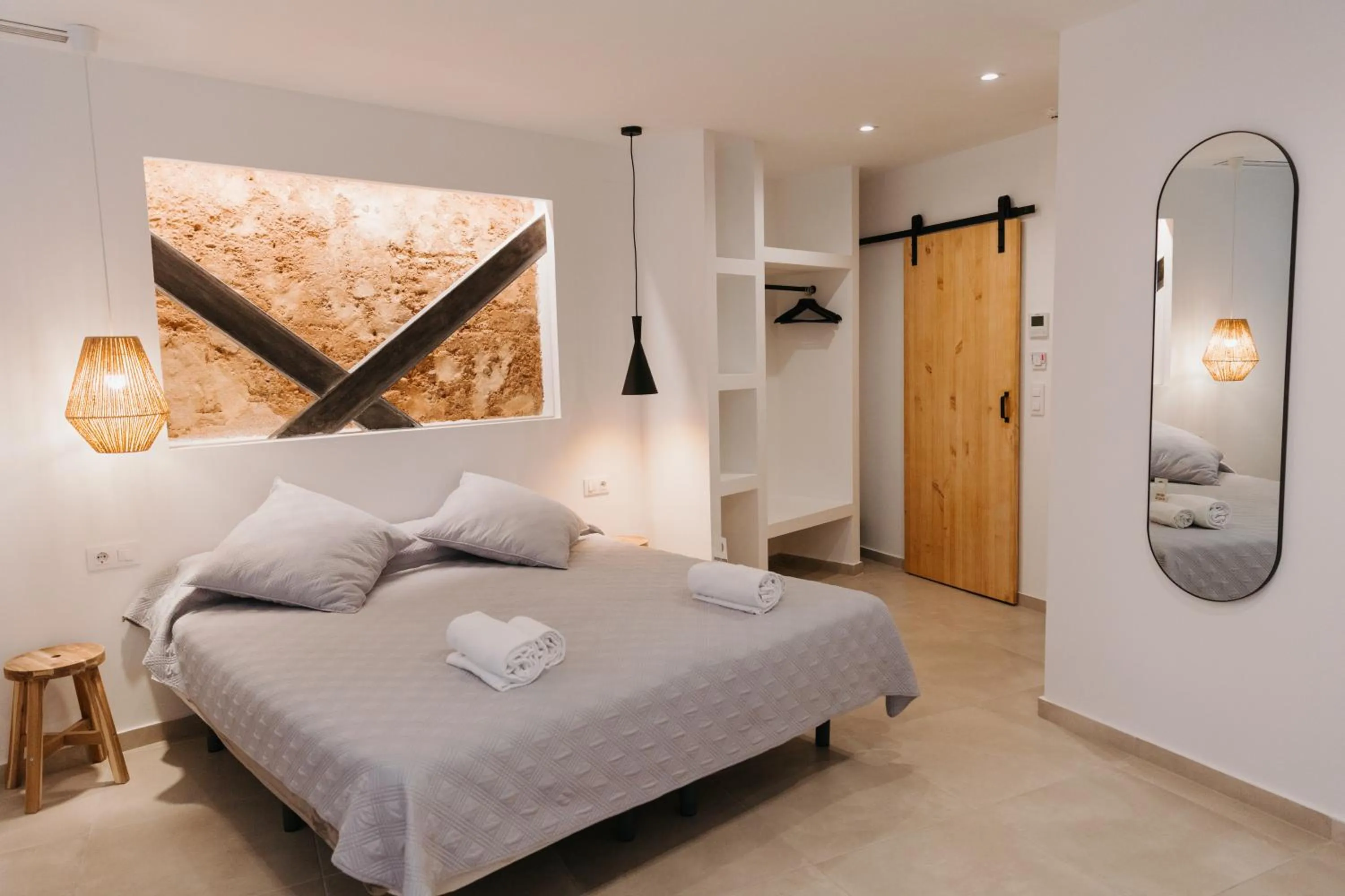 Bed in Hulot B&B Valencia