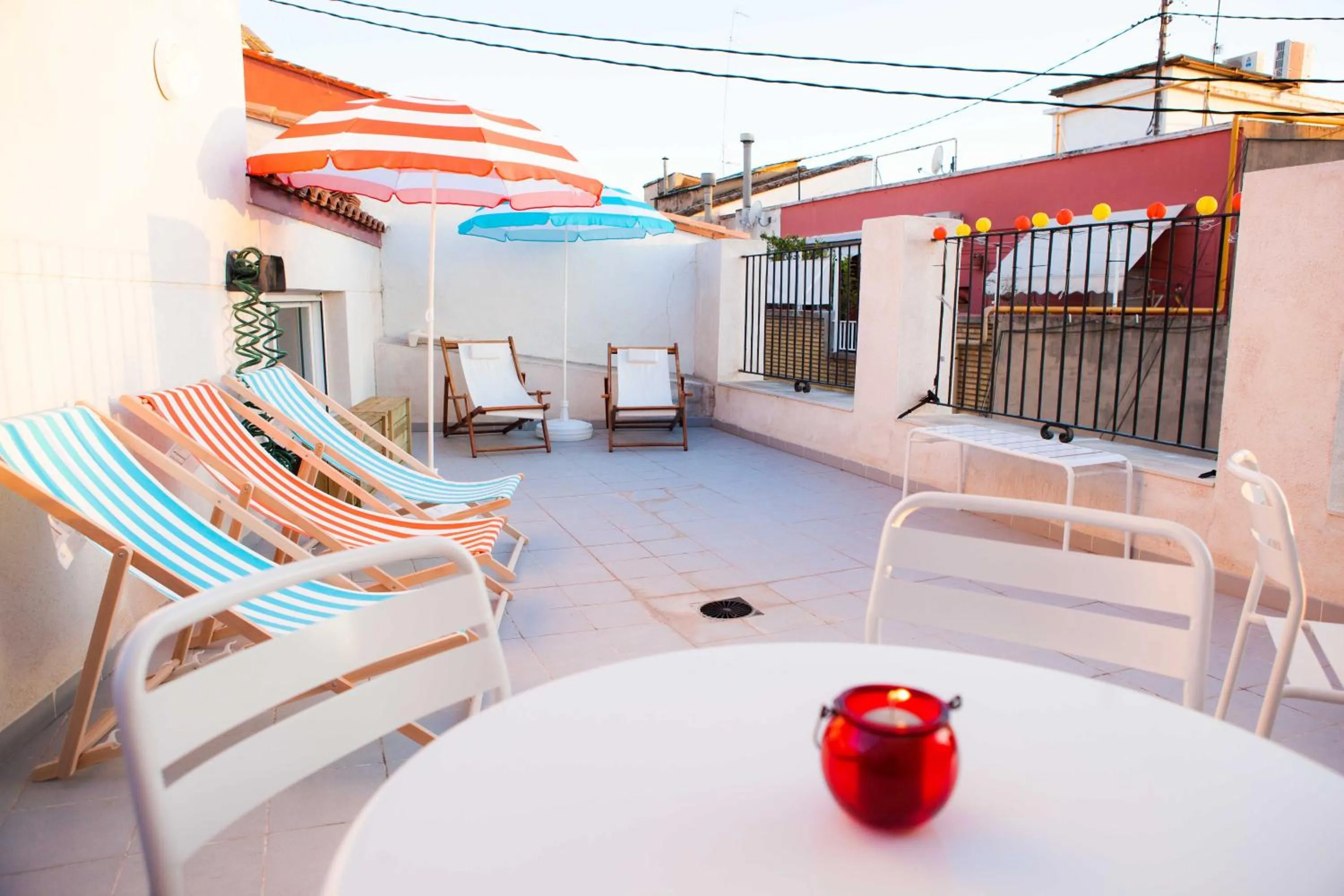 Balcony/Terrace in Hulot B&B Valencia