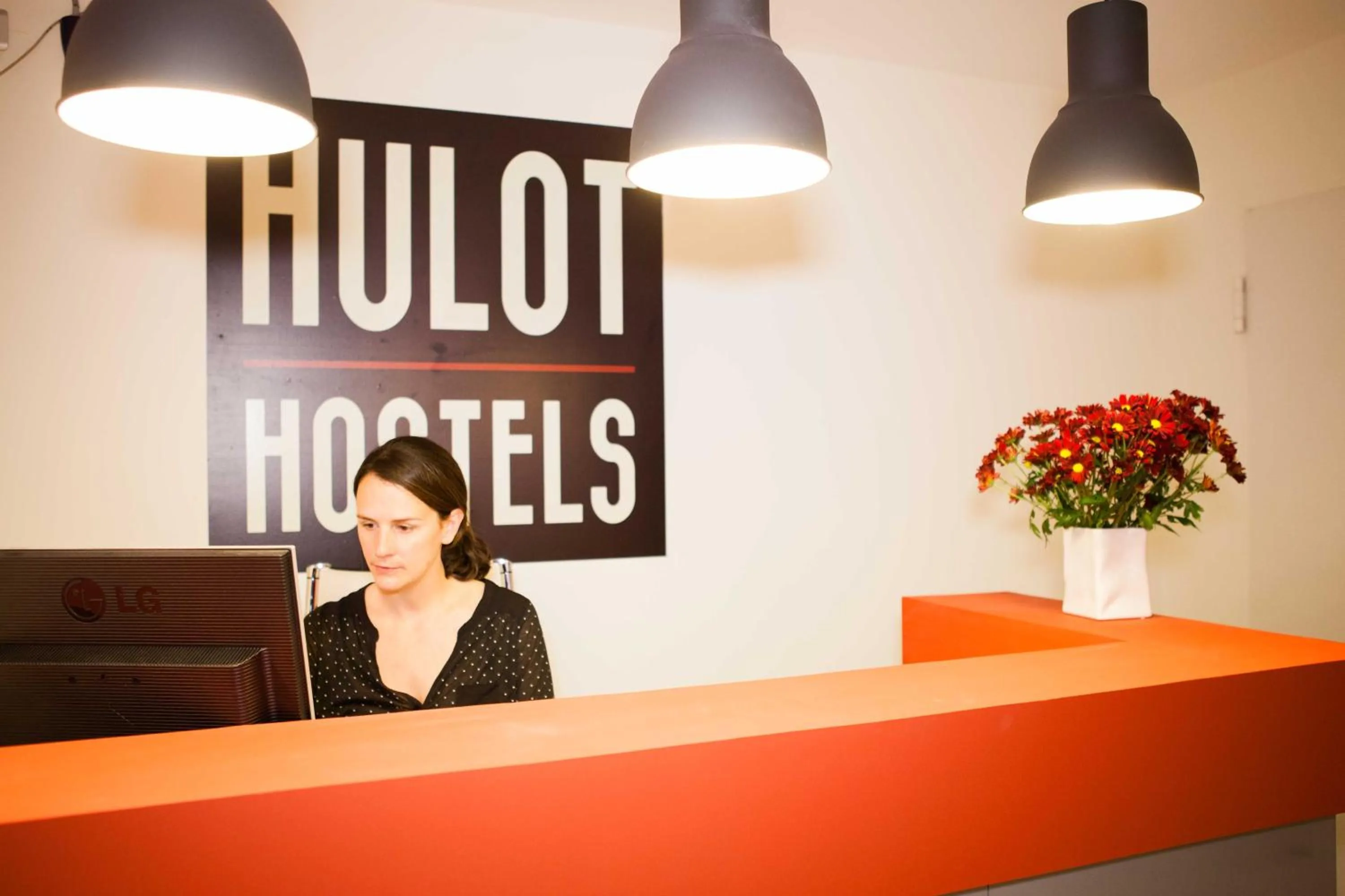 Lobby or reception in Hulot B&B Valencia