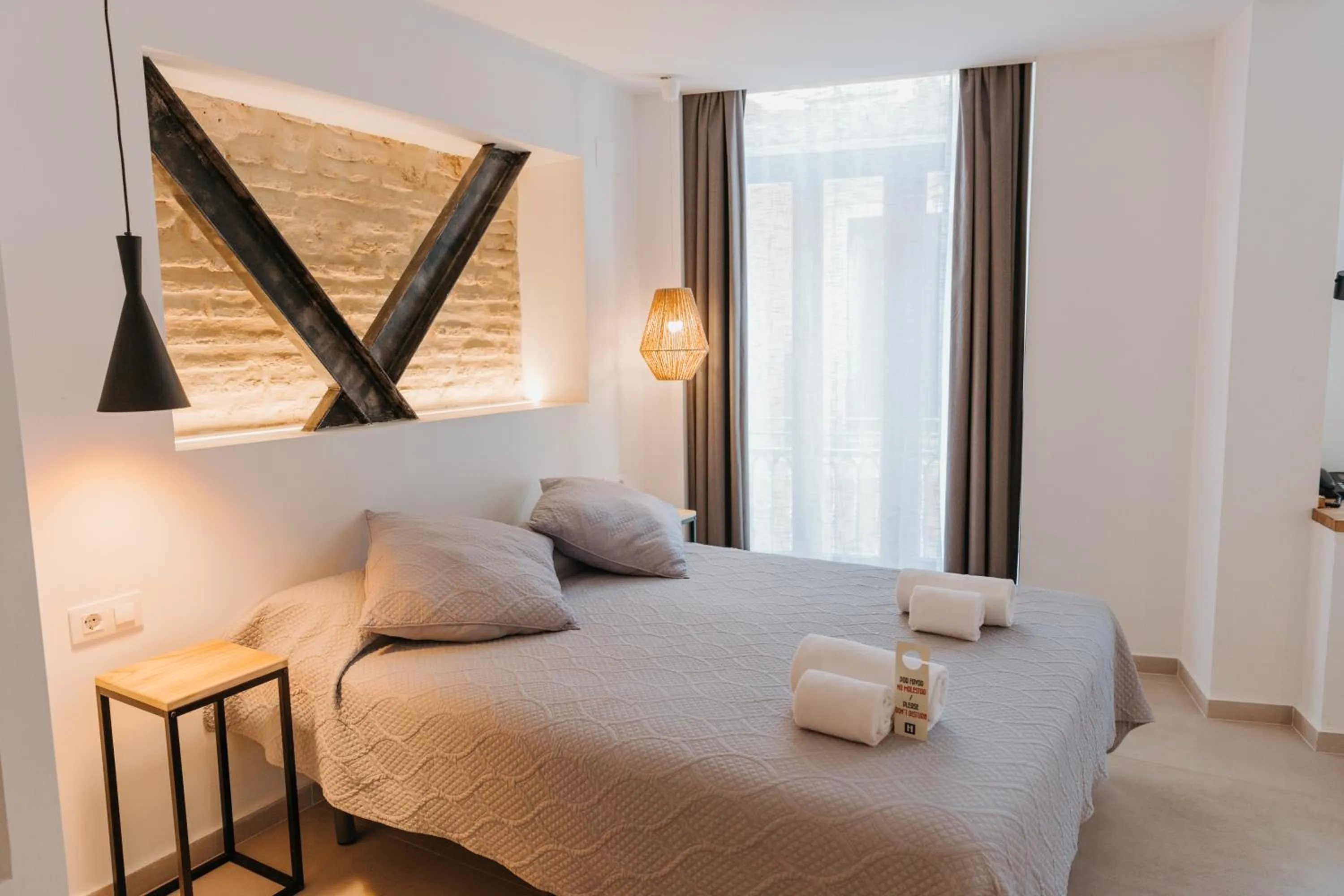 Bed in Hulot B&B Valencia