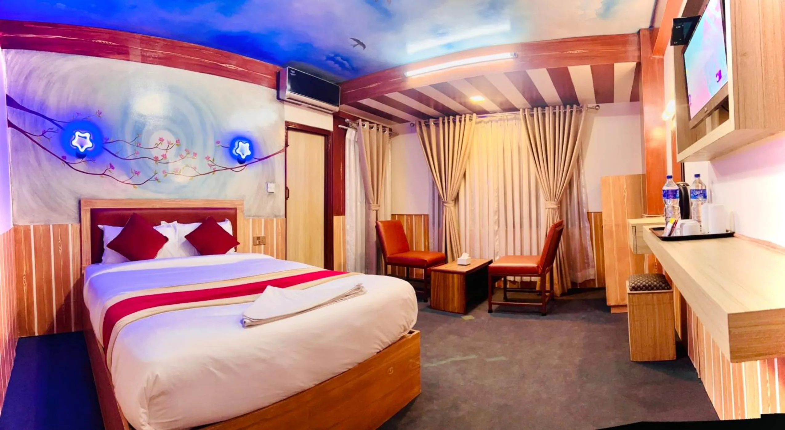 Photo of the whole room, Bed in Thamel Seasons Hotel