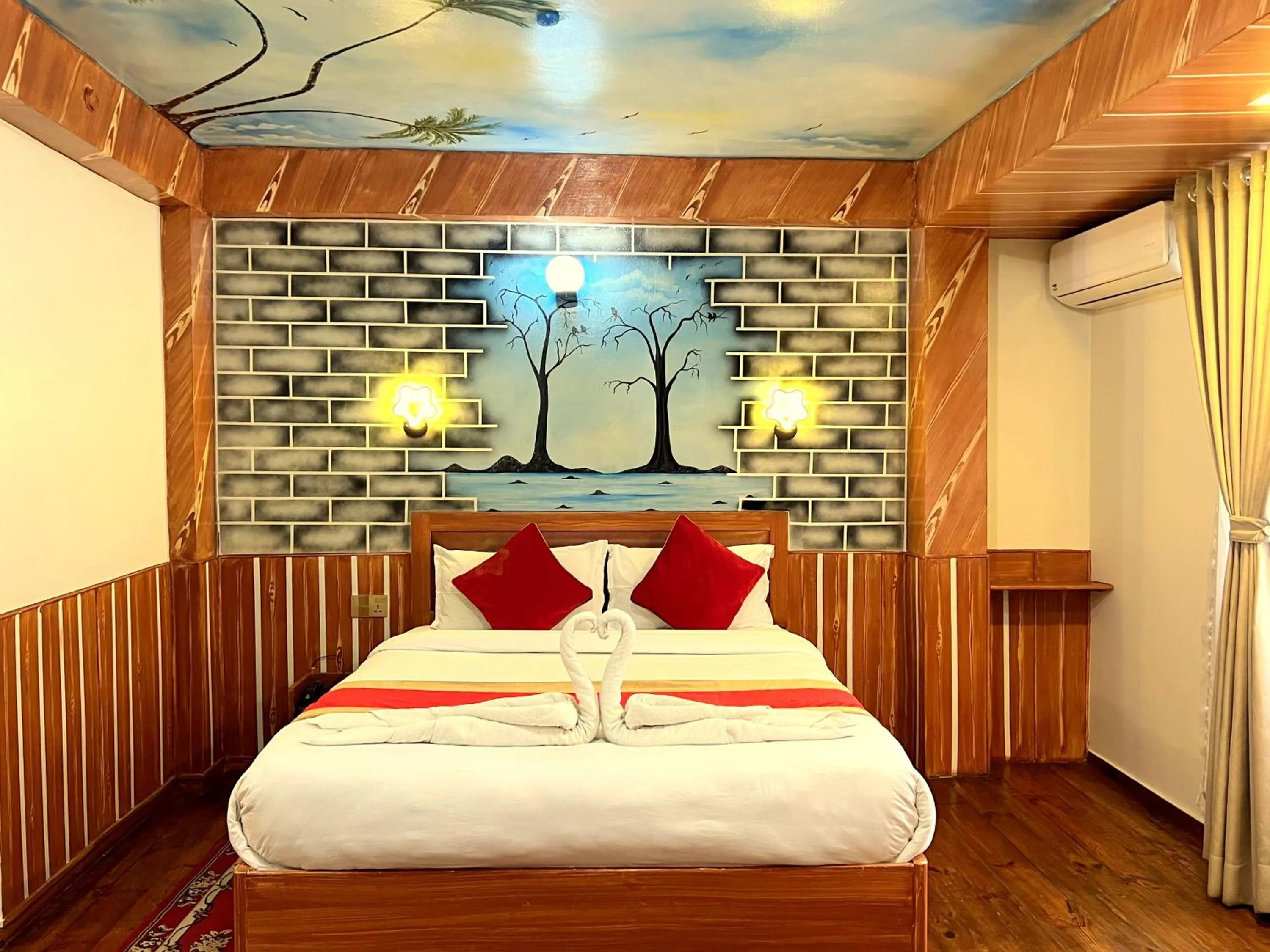 Bedroom, Bed in Thamel Seasons Hotel