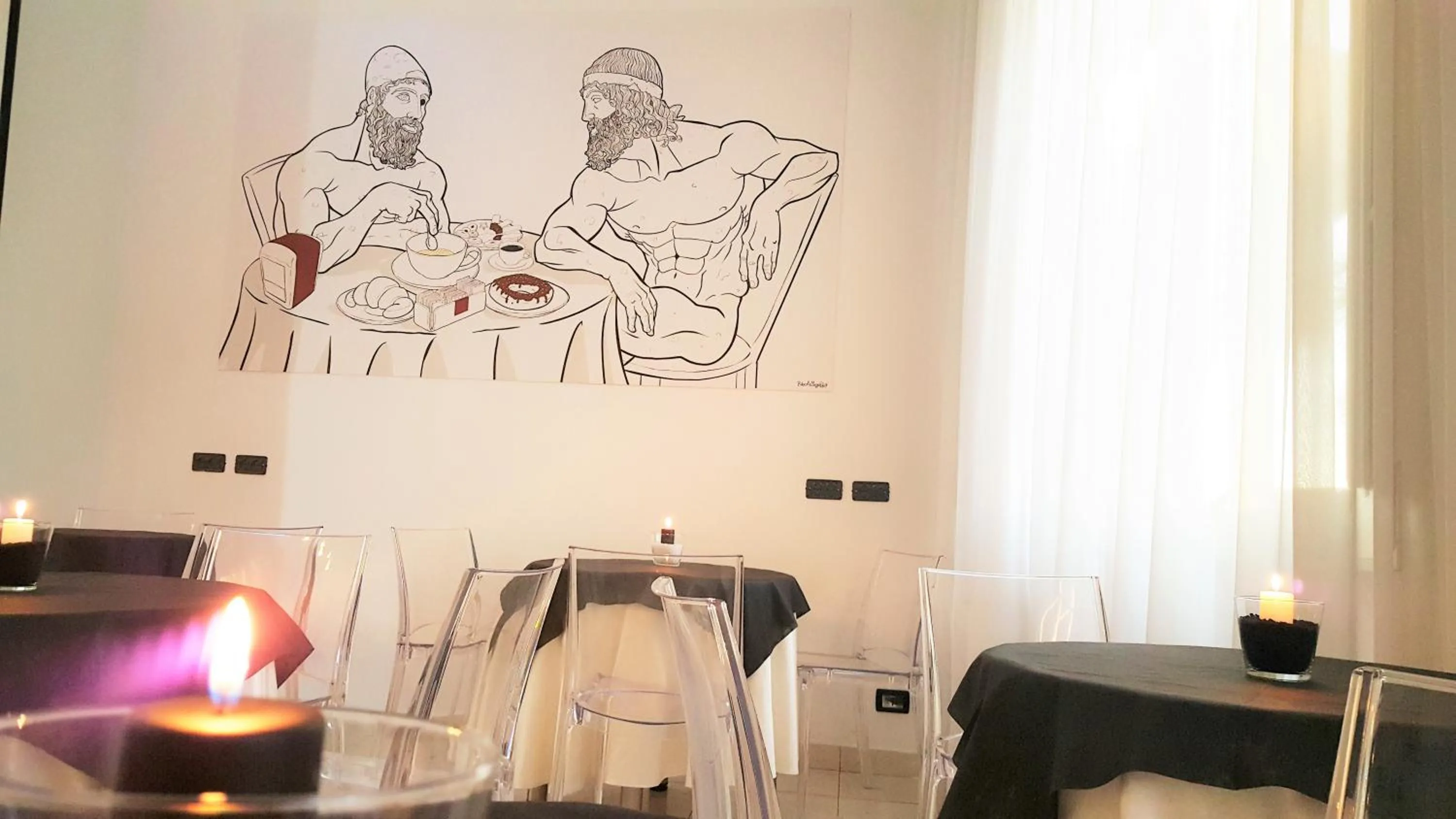 Communal lounge/ TV room in Hotel Lungomare