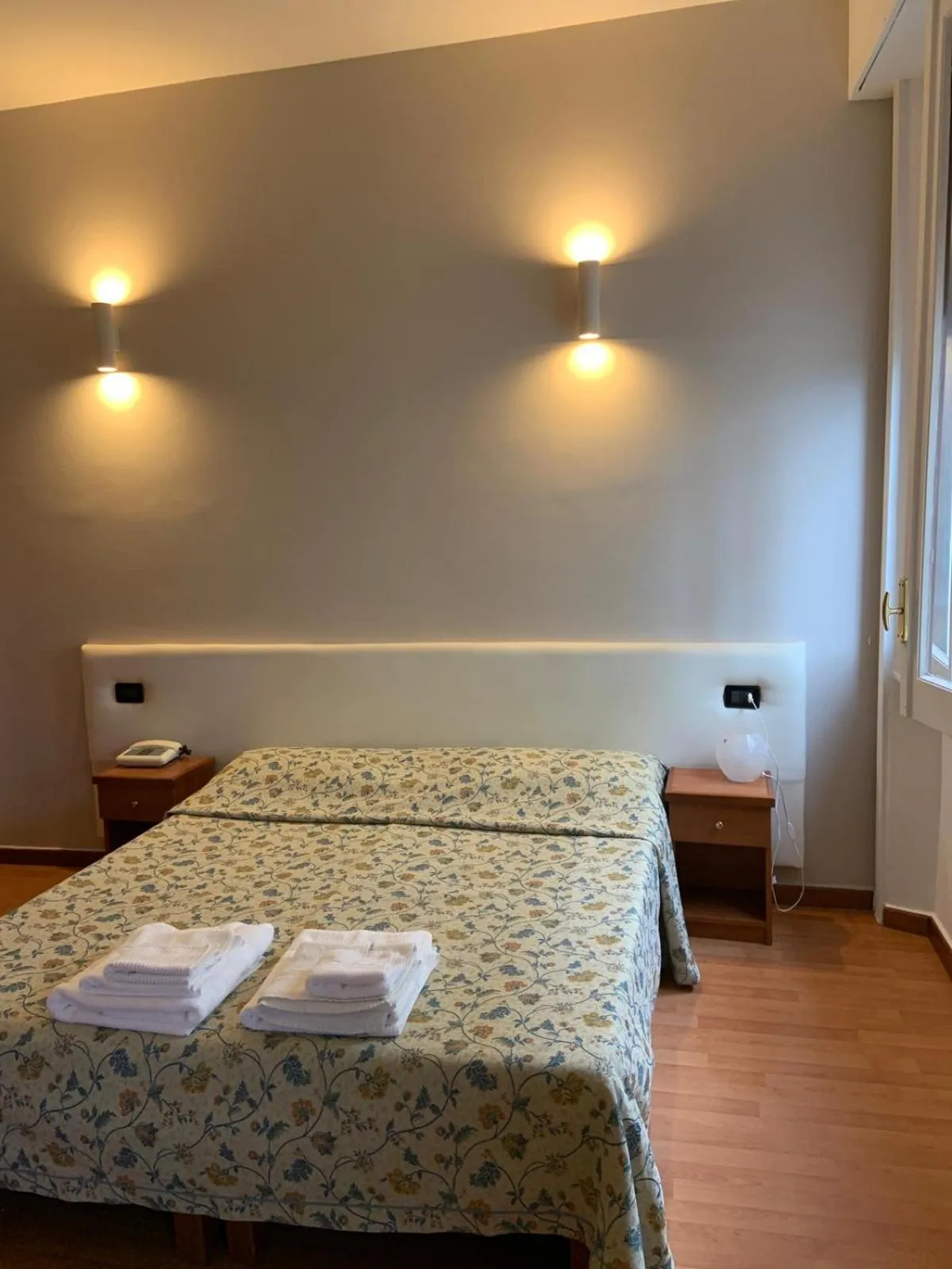 Bed in Hotel Lungomare