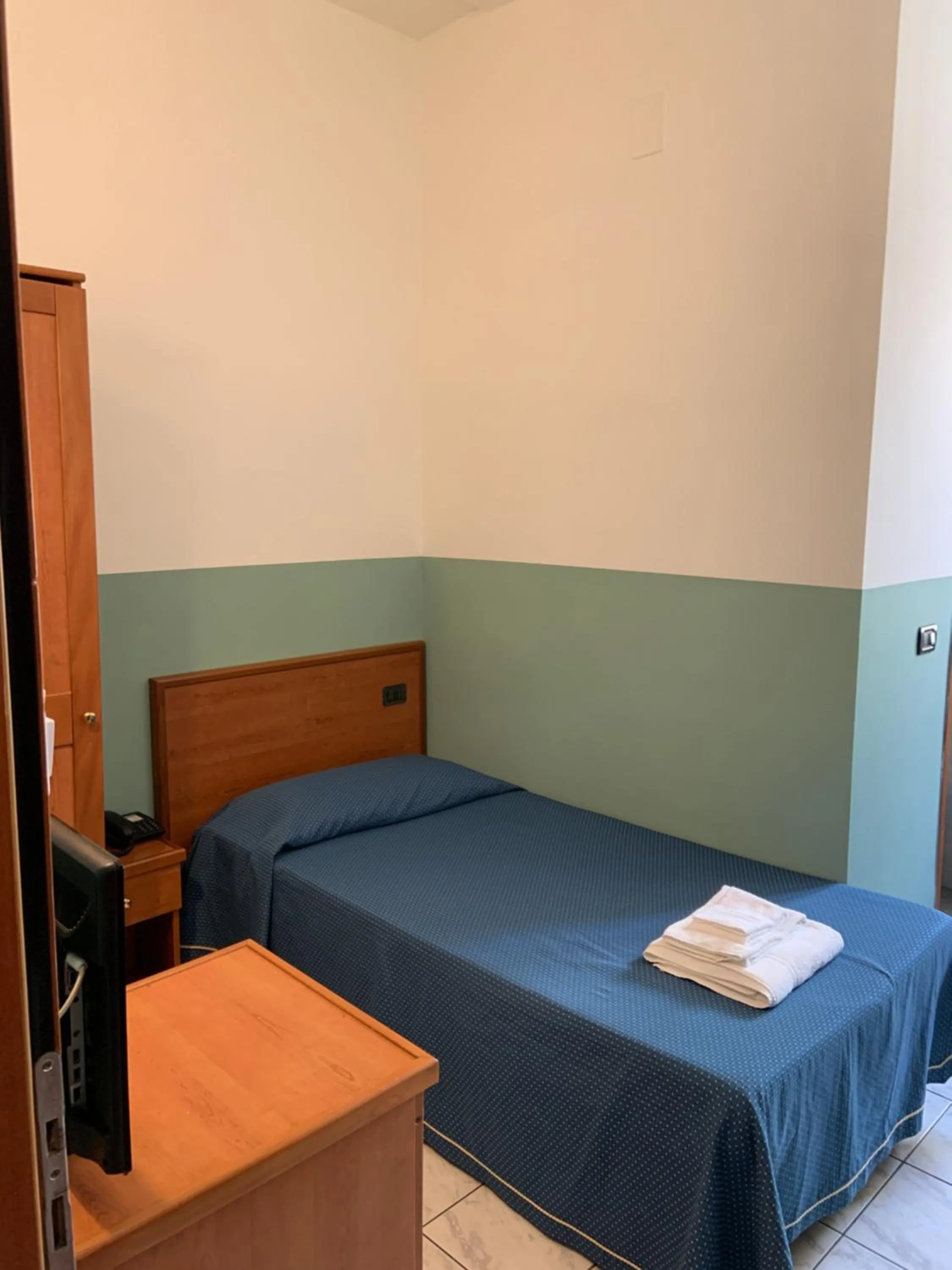 Bed in Hotel Lungomare