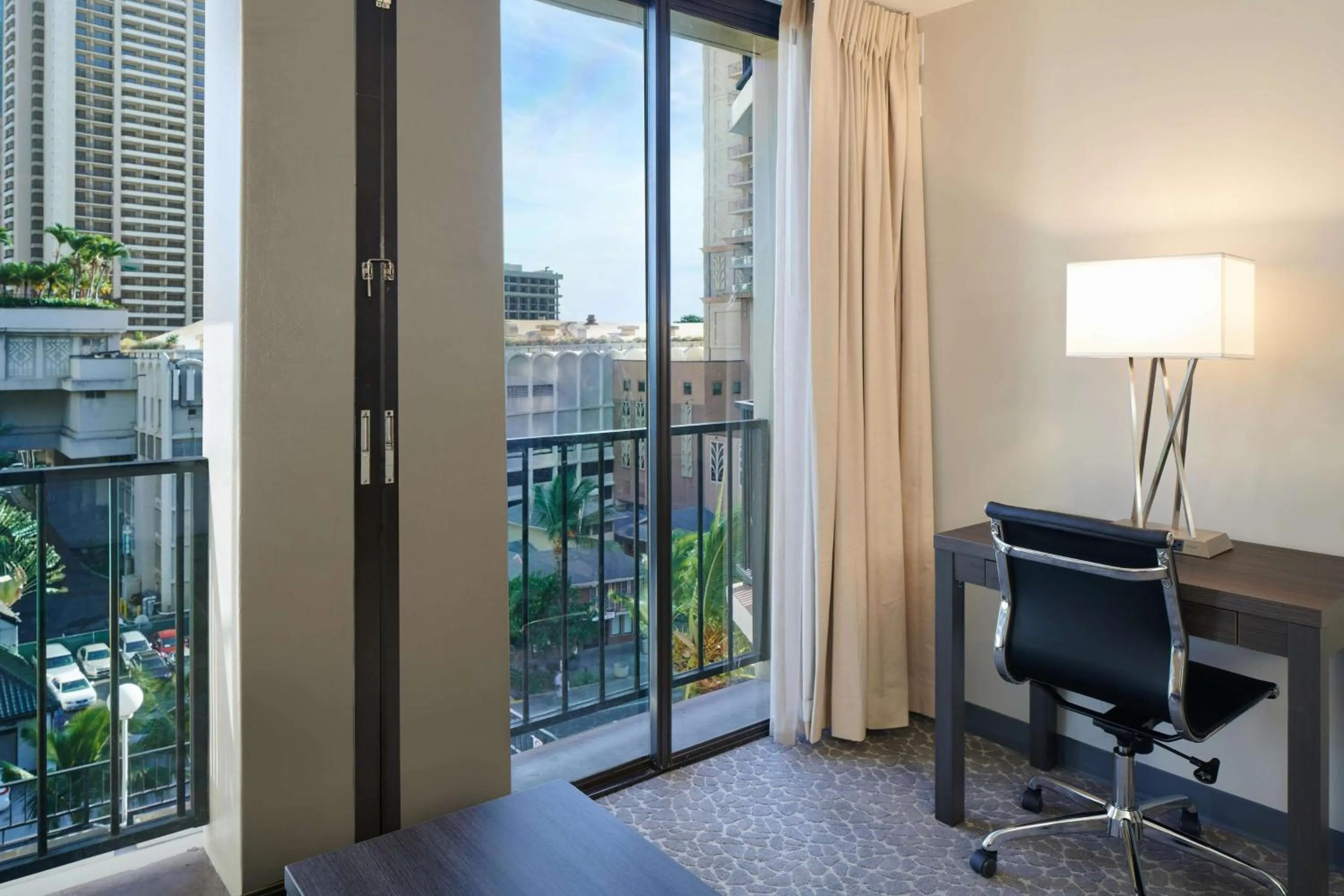 Day in Aqua Palms Waikiki