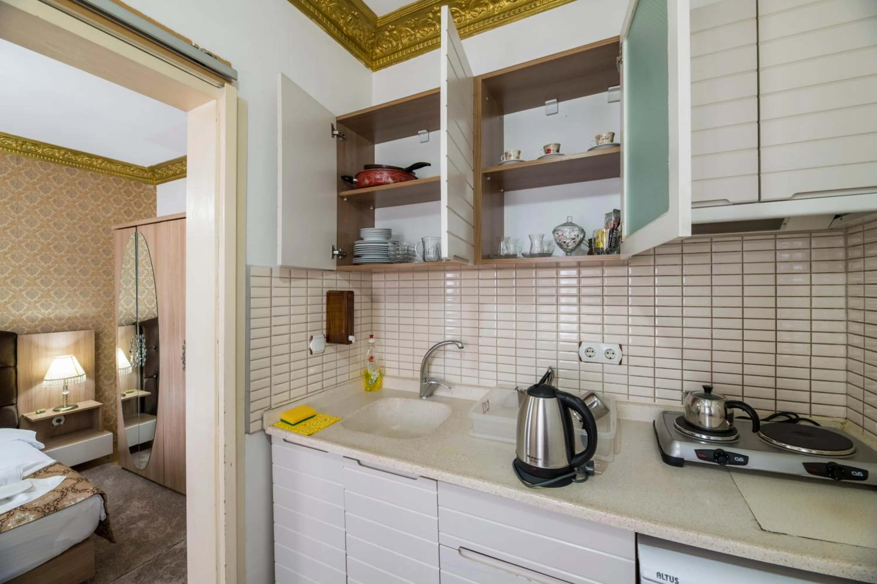 Coffee/tea facilities in Punto Suite