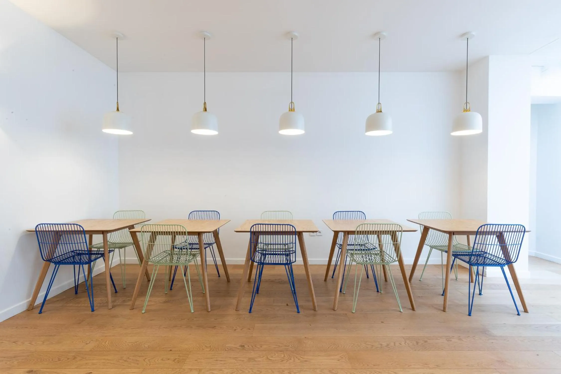 Property building in Hôtel Porte Mars - Reims Gare Centre Arena