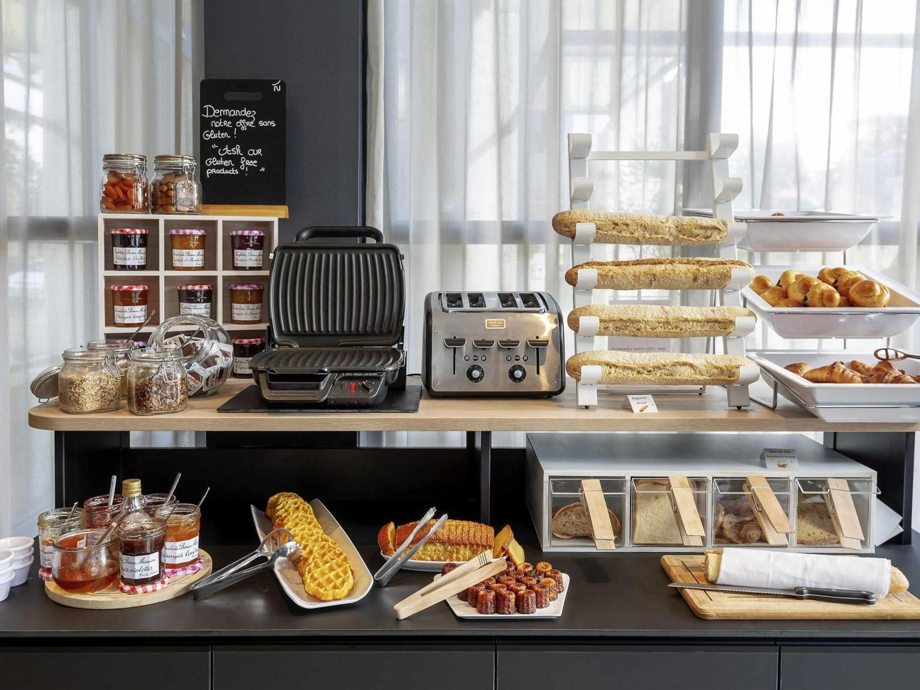 Breakfast in Novotel Blois Centre Val De Loire