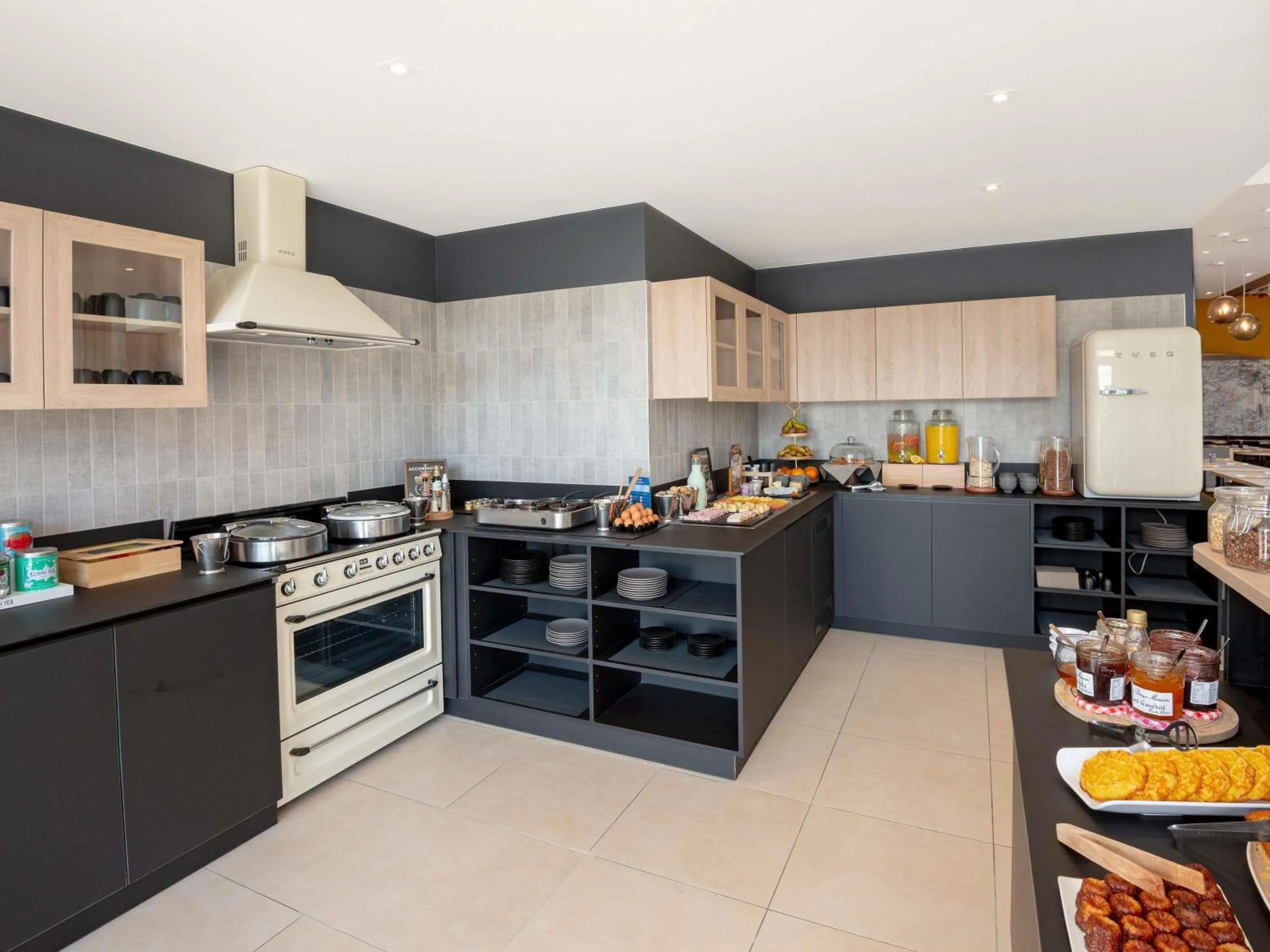 Property building in Novotel Blois Centre Val De Loire