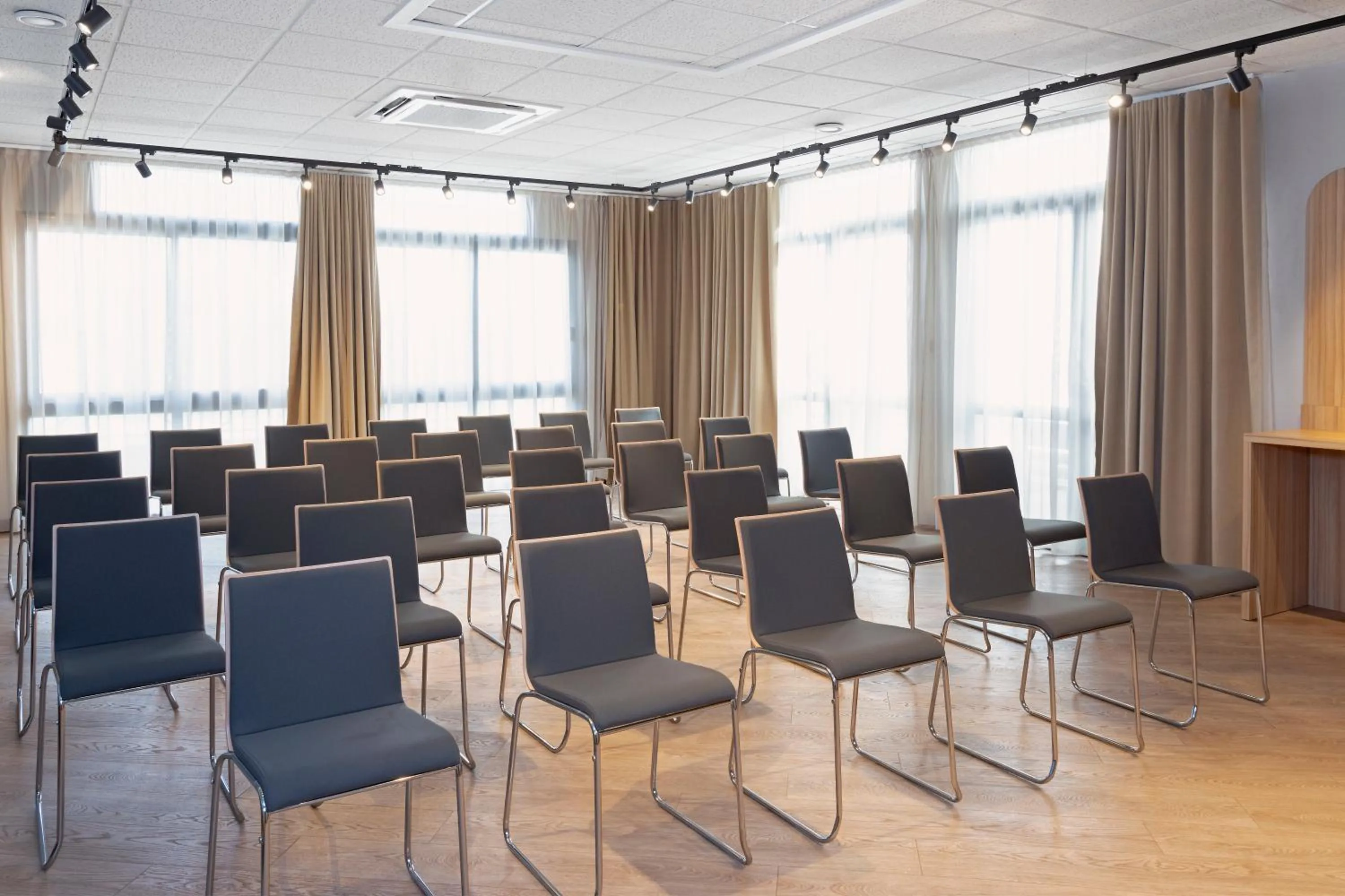 Business facilities in Novotel Blois Centre Val De Loire