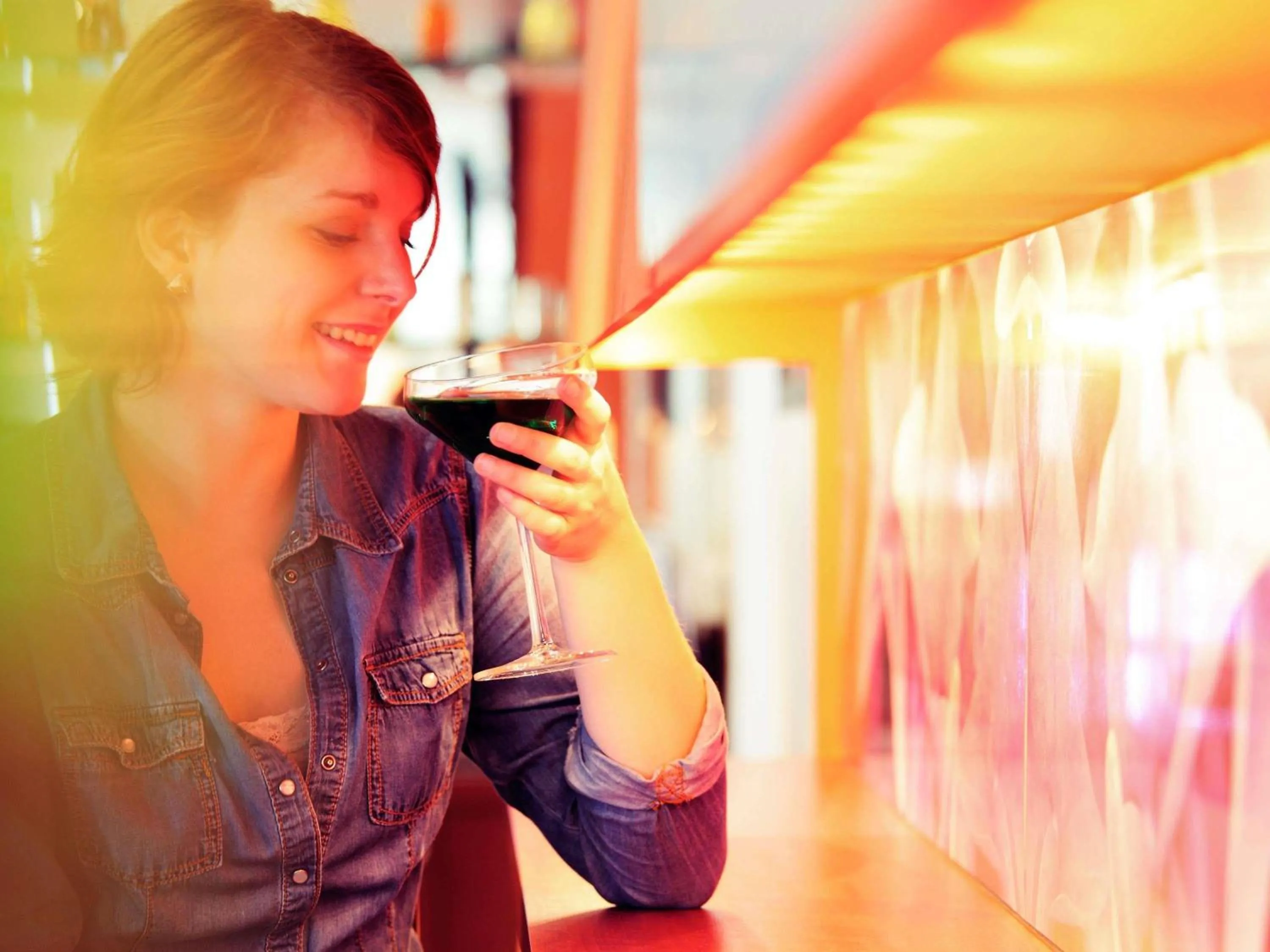 Lounge or bar in Novotel Blois Centre Val De Loire