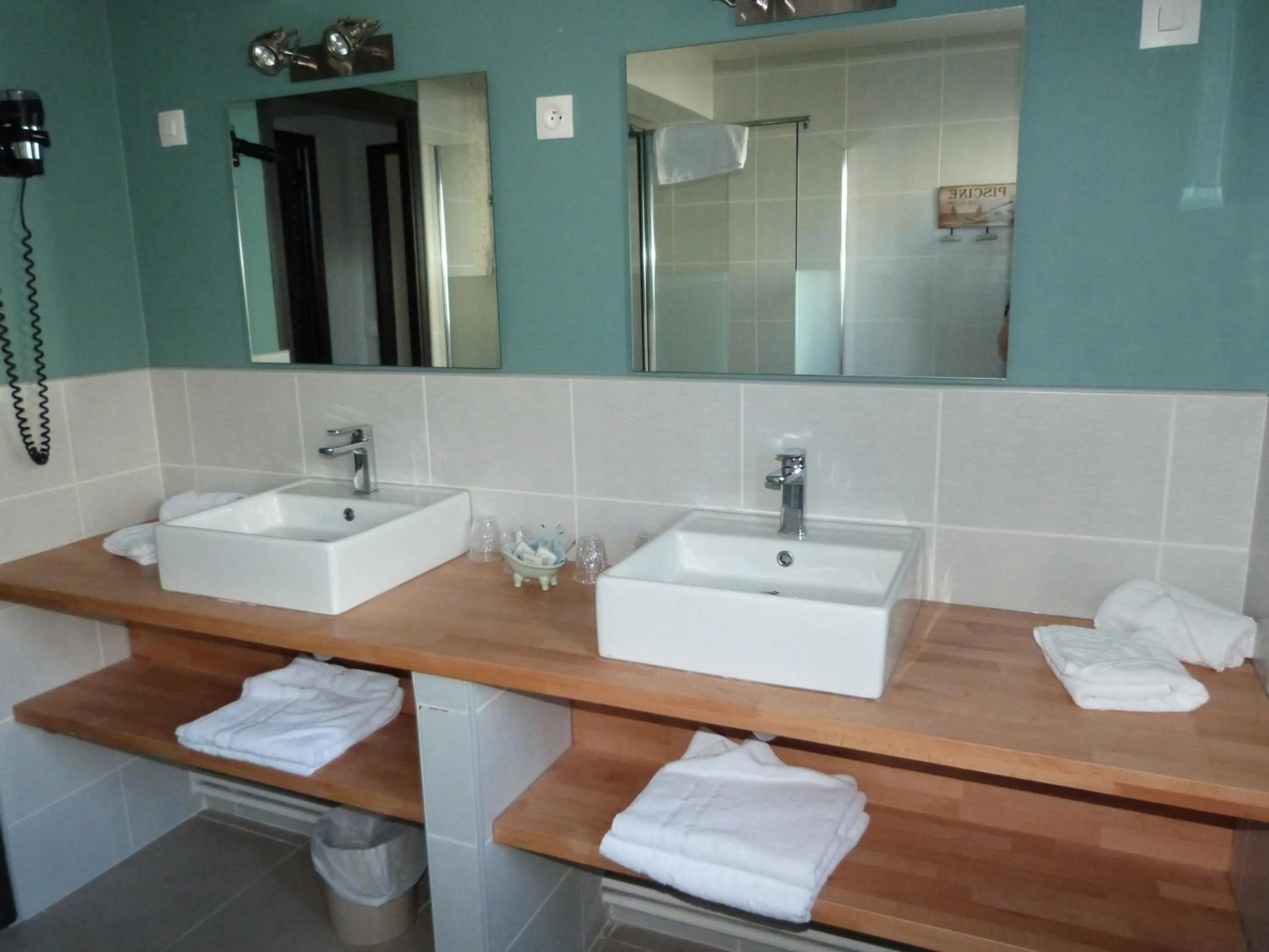 Bathroom in Hotel Les Embruns