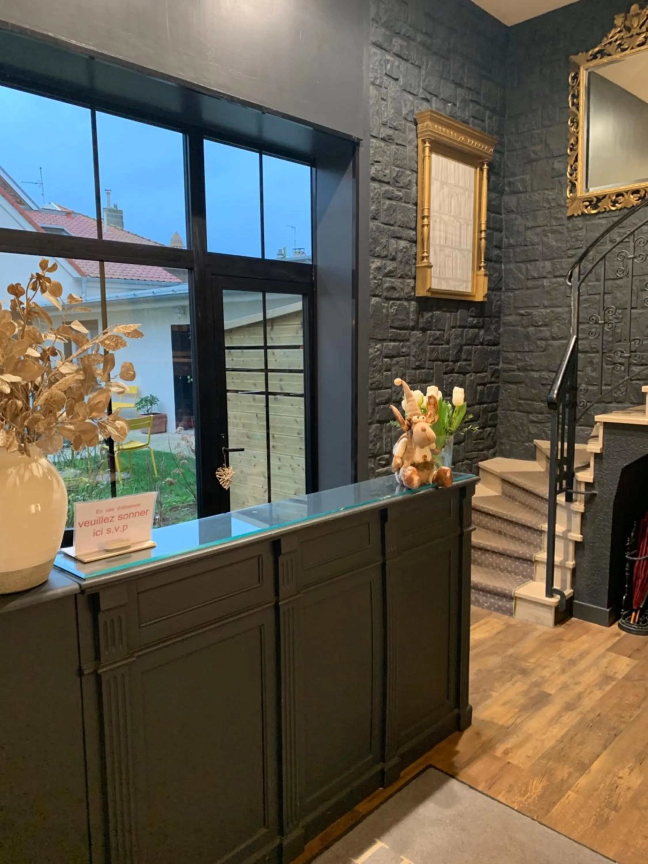 Lobby or reception in Hotel Les Embruns