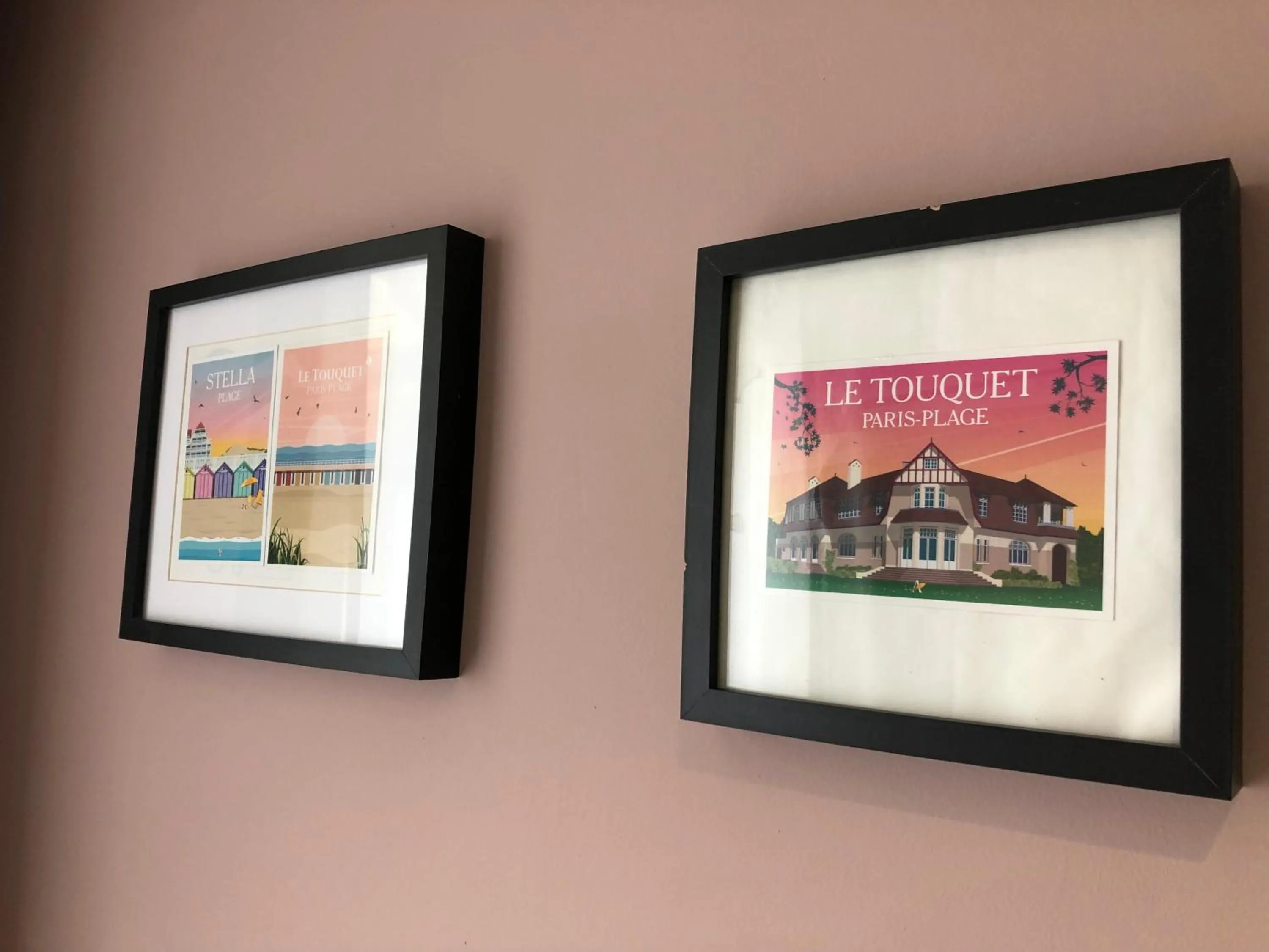 Decorative detail in Hotel Les Embruns