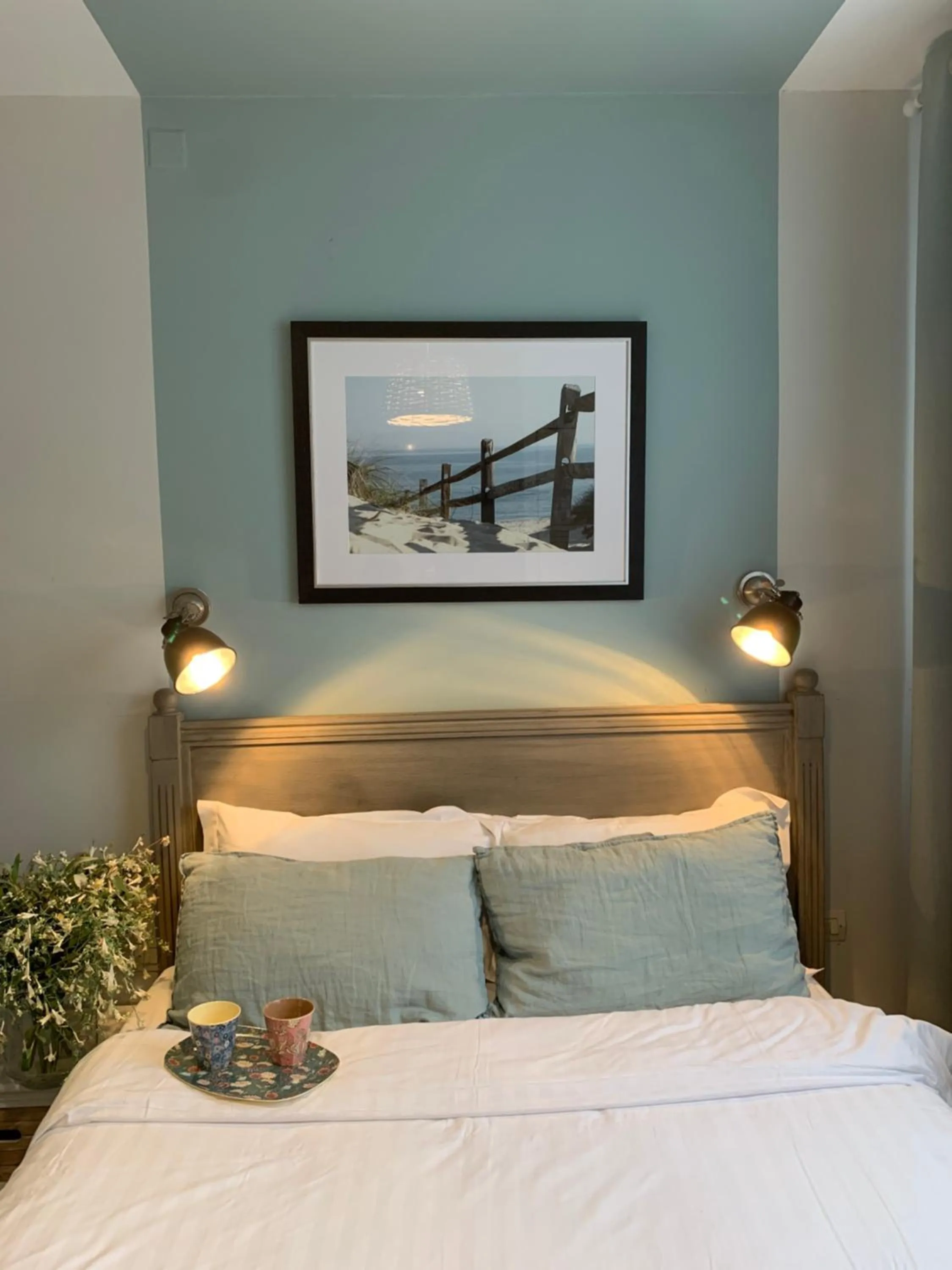 Bed in Hotel Les Embruns